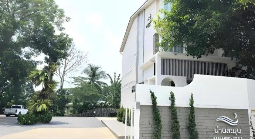 Nanlamoon Hotel