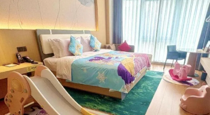 Bed in Ramada Encore by Wyndham Jinan Shanghe