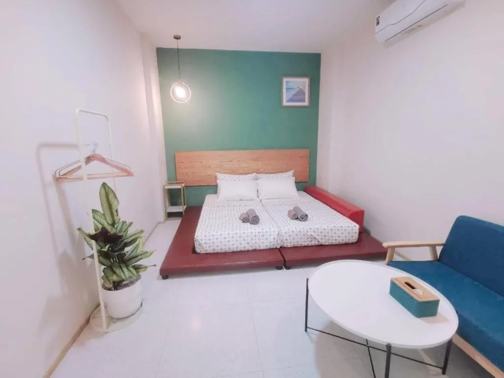 Bed in 7 Class Pool Villa