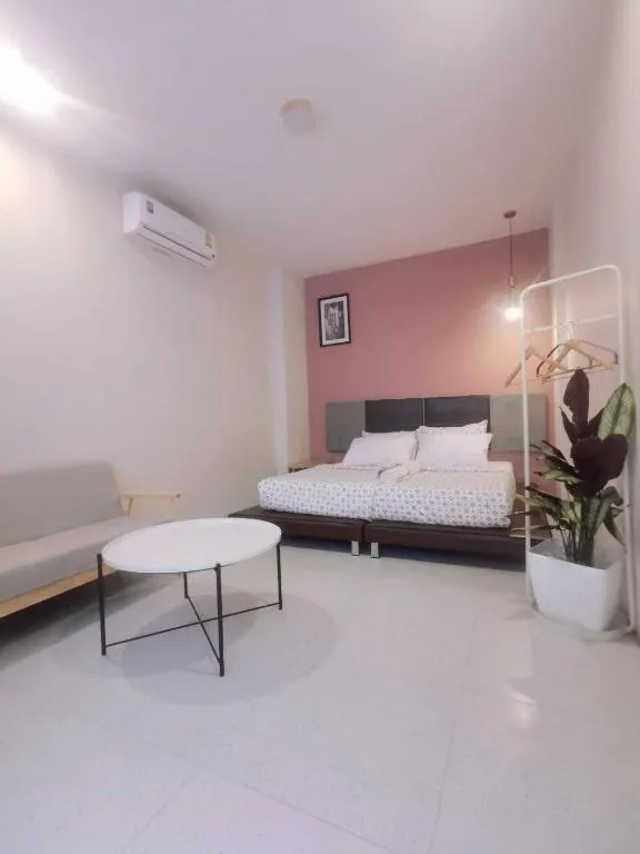 Bed in 7 Class Pool Villa