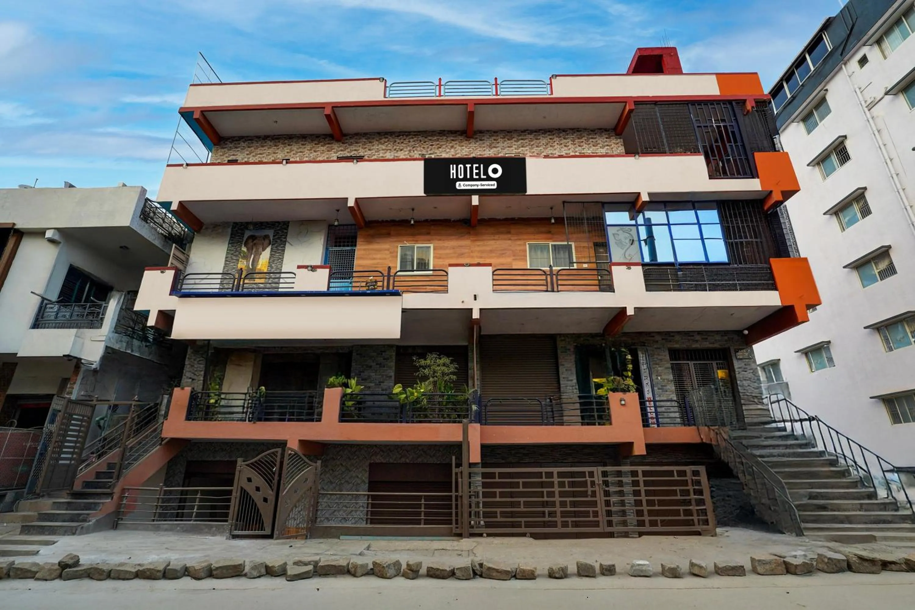 Facade/entrance in Super Hotel O Diamond Street Bangalore Formerly Sri Sai Guru Comfort