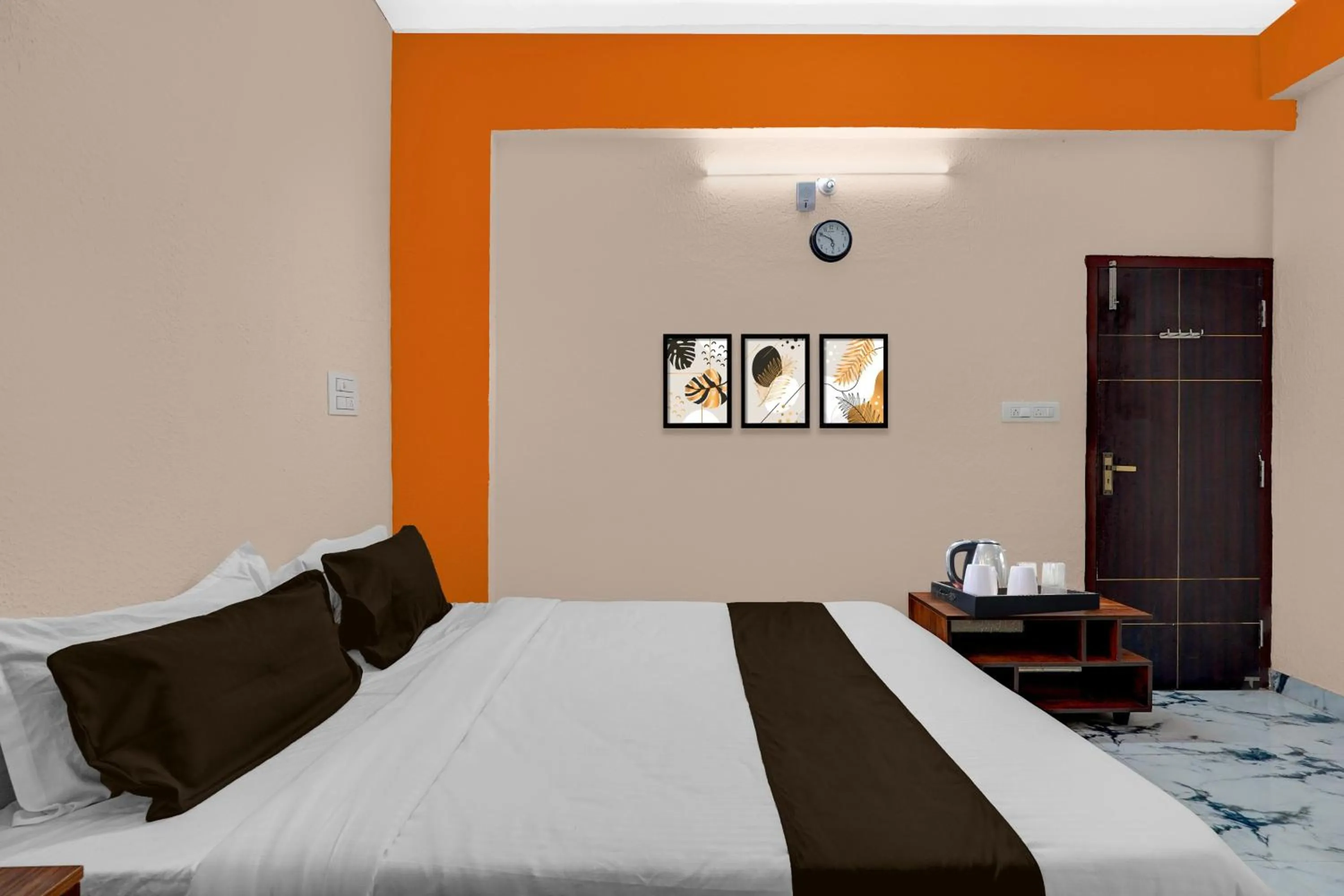 Bedroom, Bed in Super Hotel O Diamond Street Bangalore Formerly Sri Sai Guru Comfort