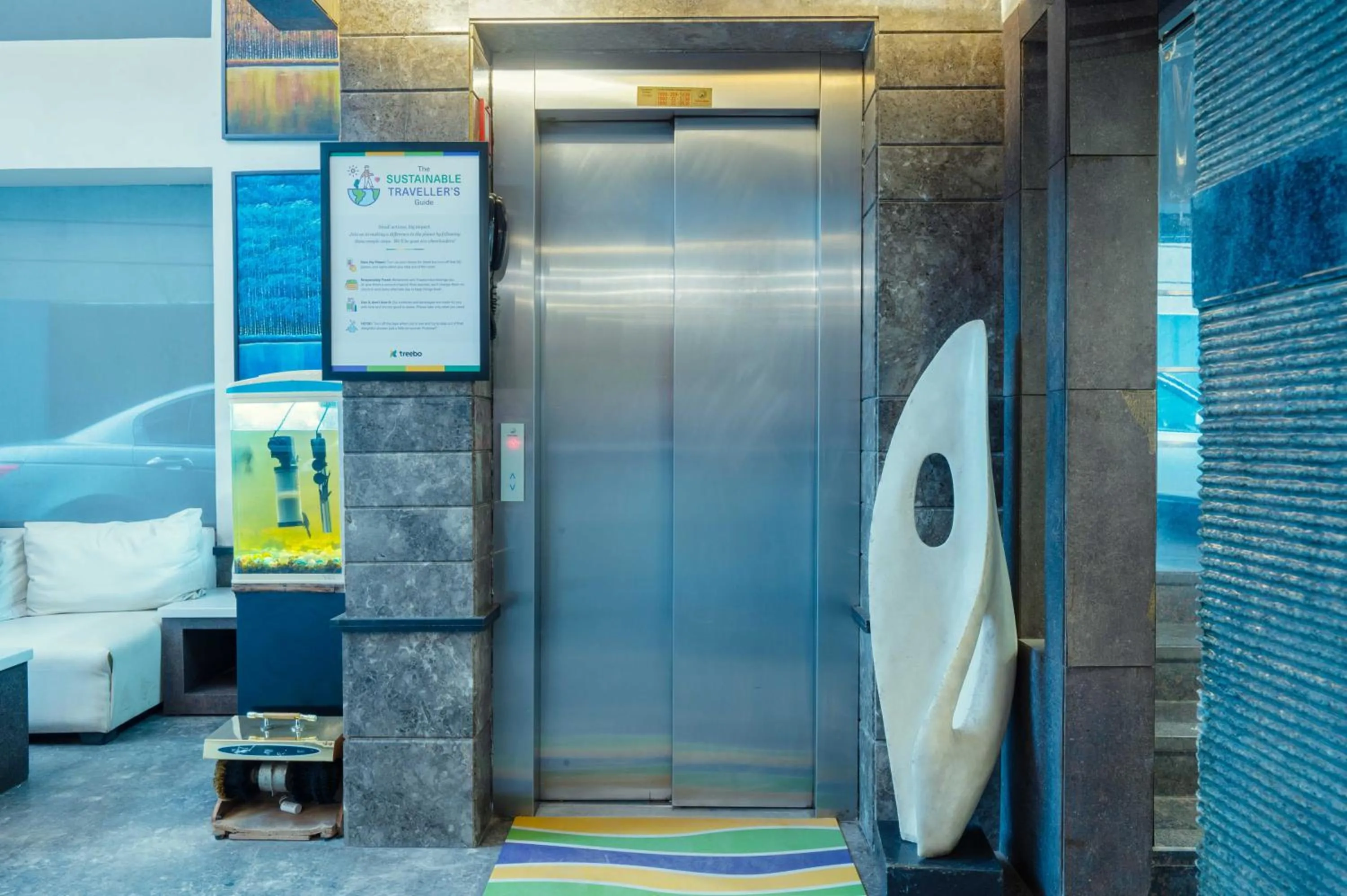 elevator in Treebo Twin Tree