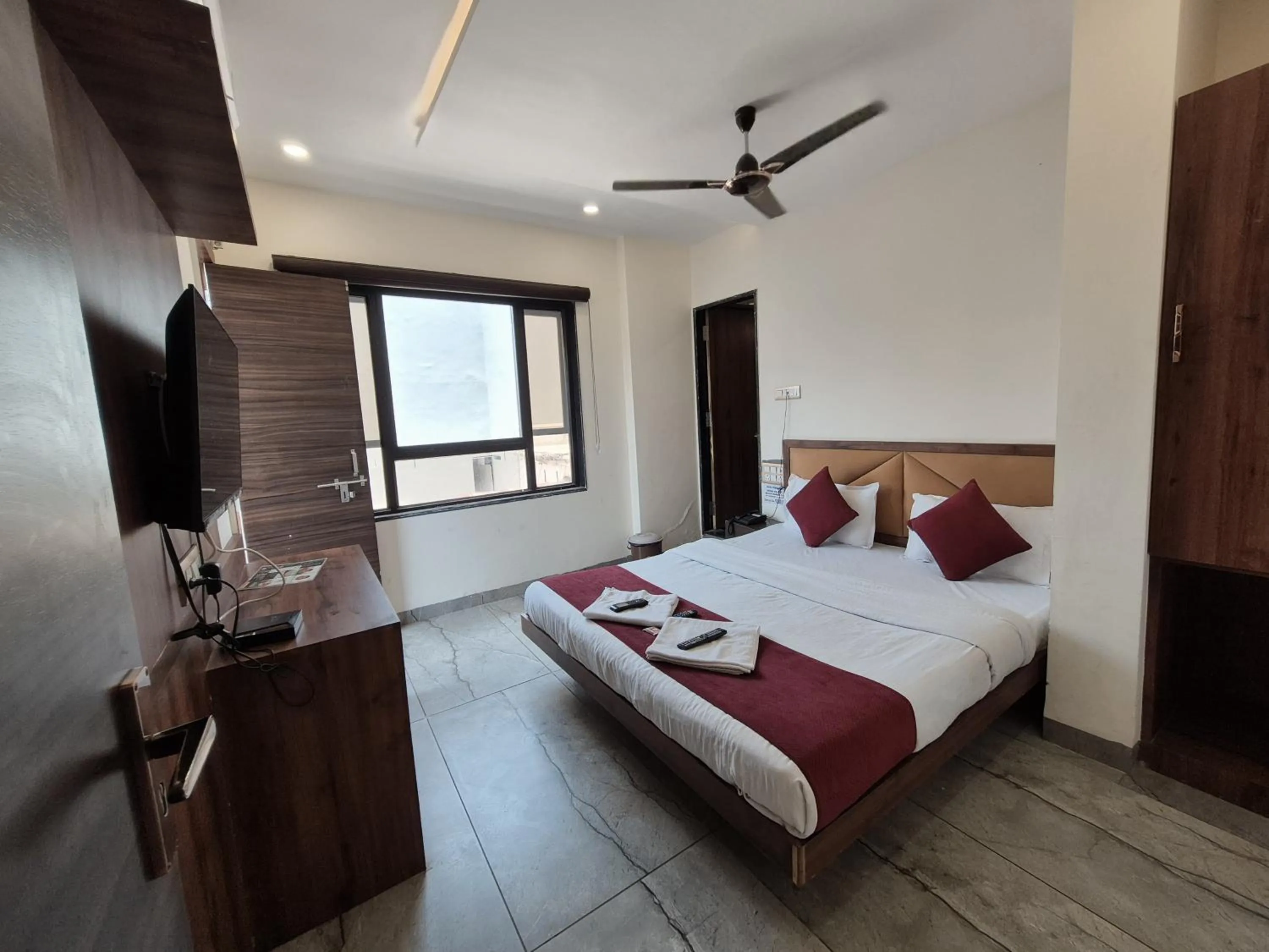 Bed in Hotel PRAKASHAM