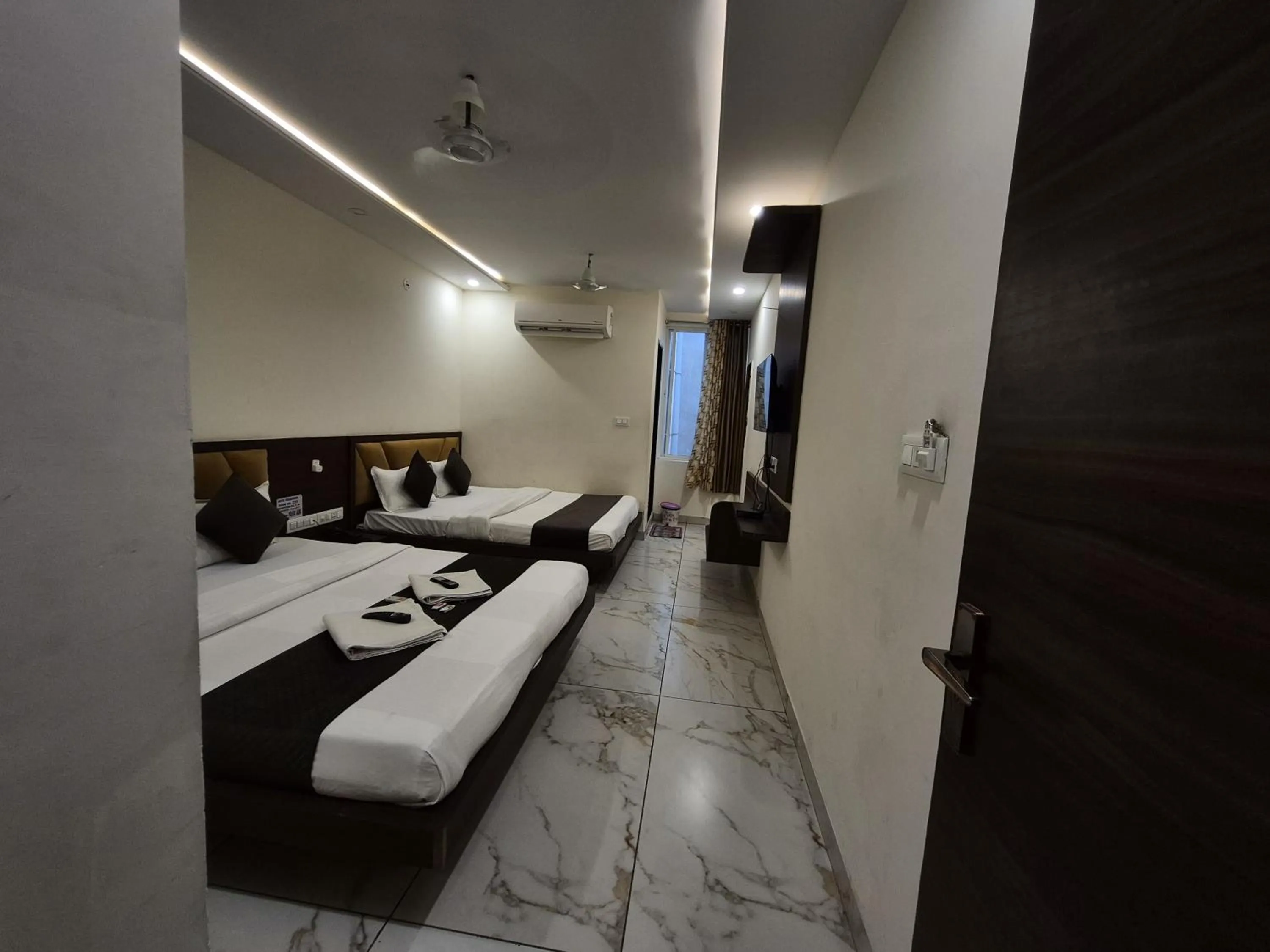 Bed in Hotel PRAKASHAM