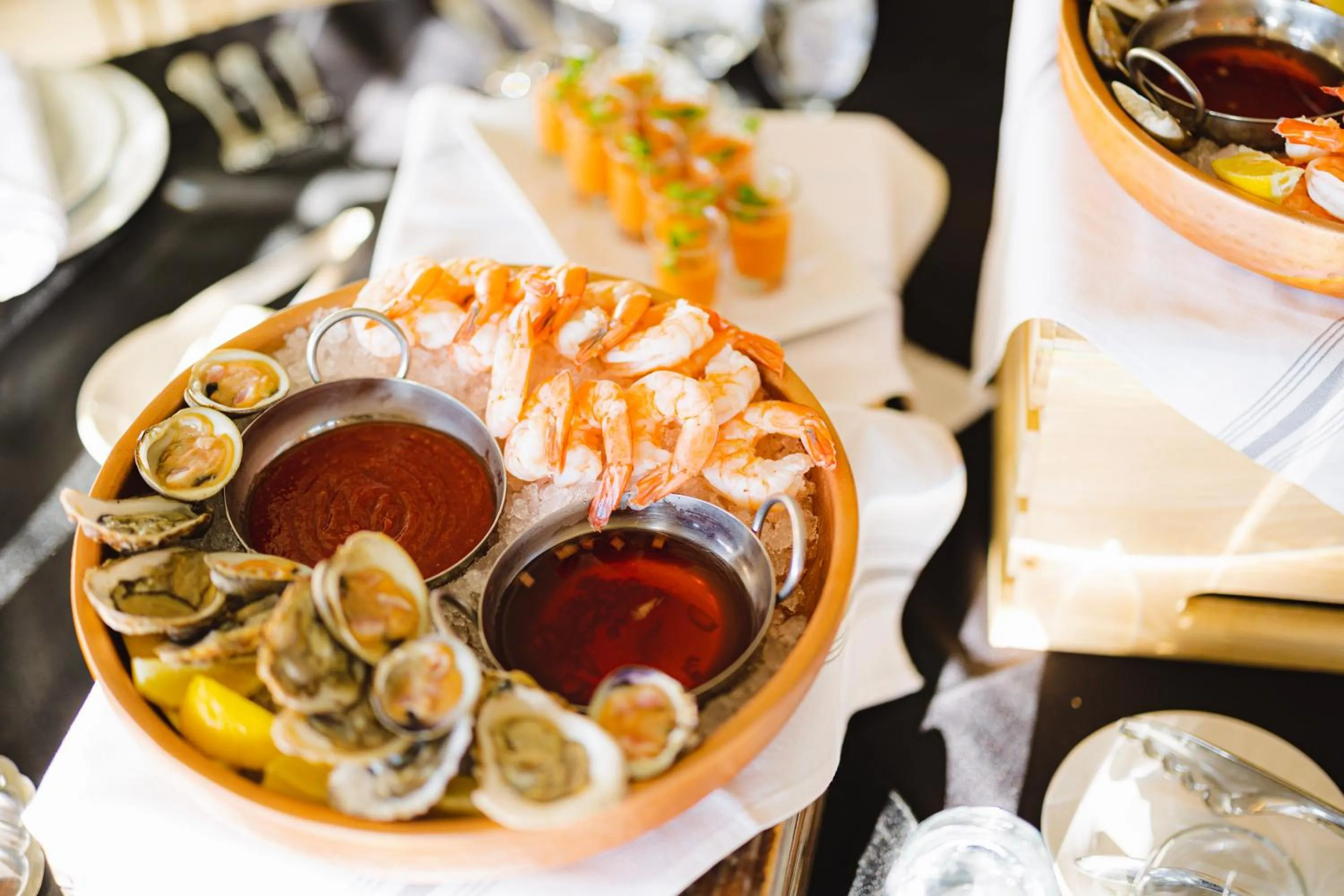 Restaurant/places to eat in Danfords Hotel & Marina