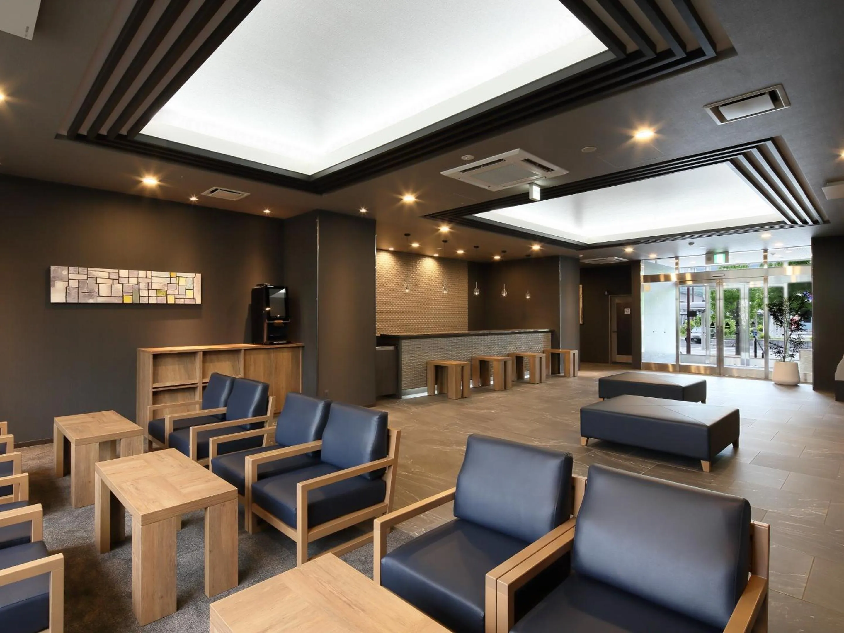 Lobby or reception in Hotel Route Inn Grand Kainan Ekimae