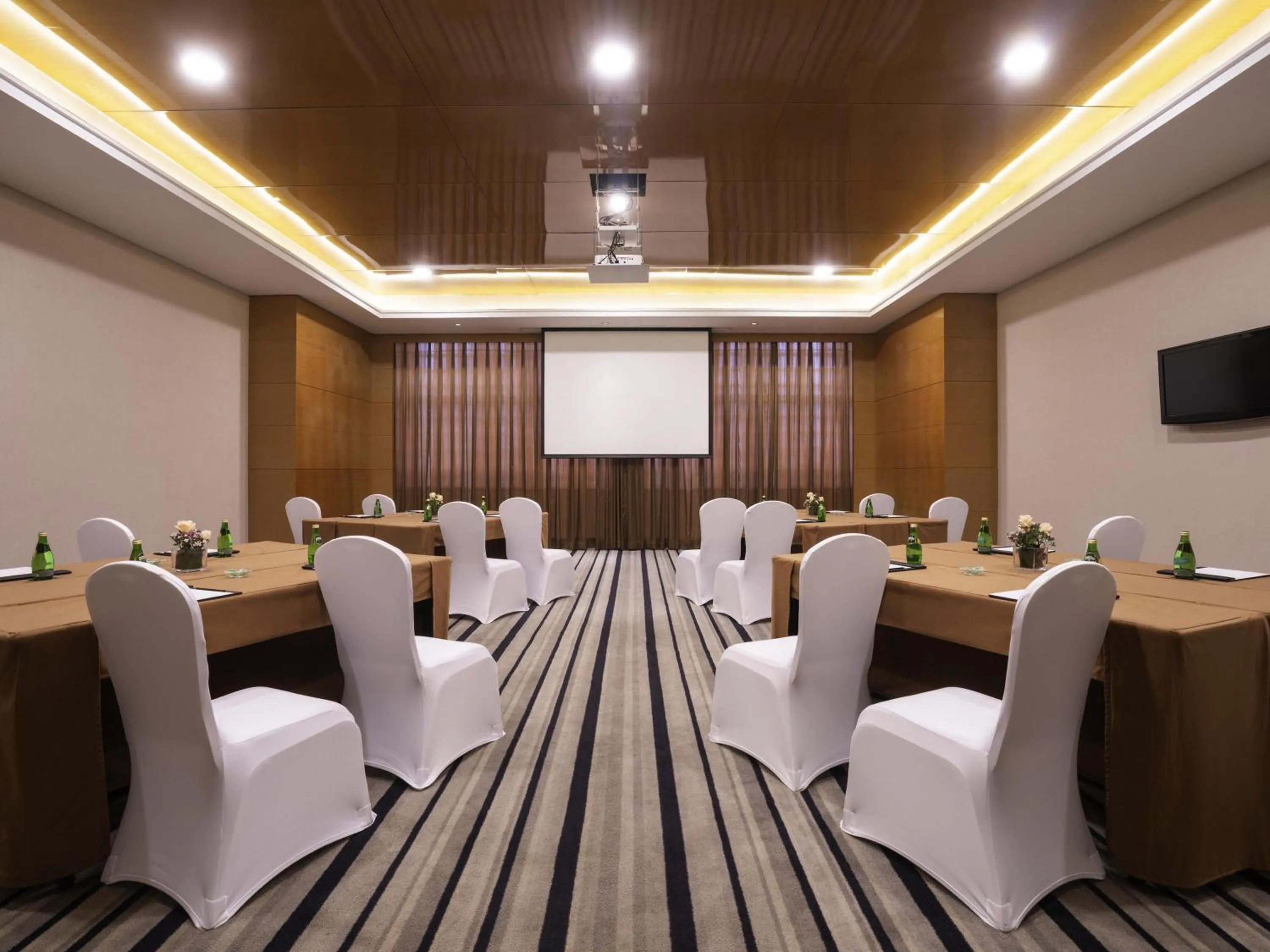 Meeting/conference room in Pullman Foshan Shunde