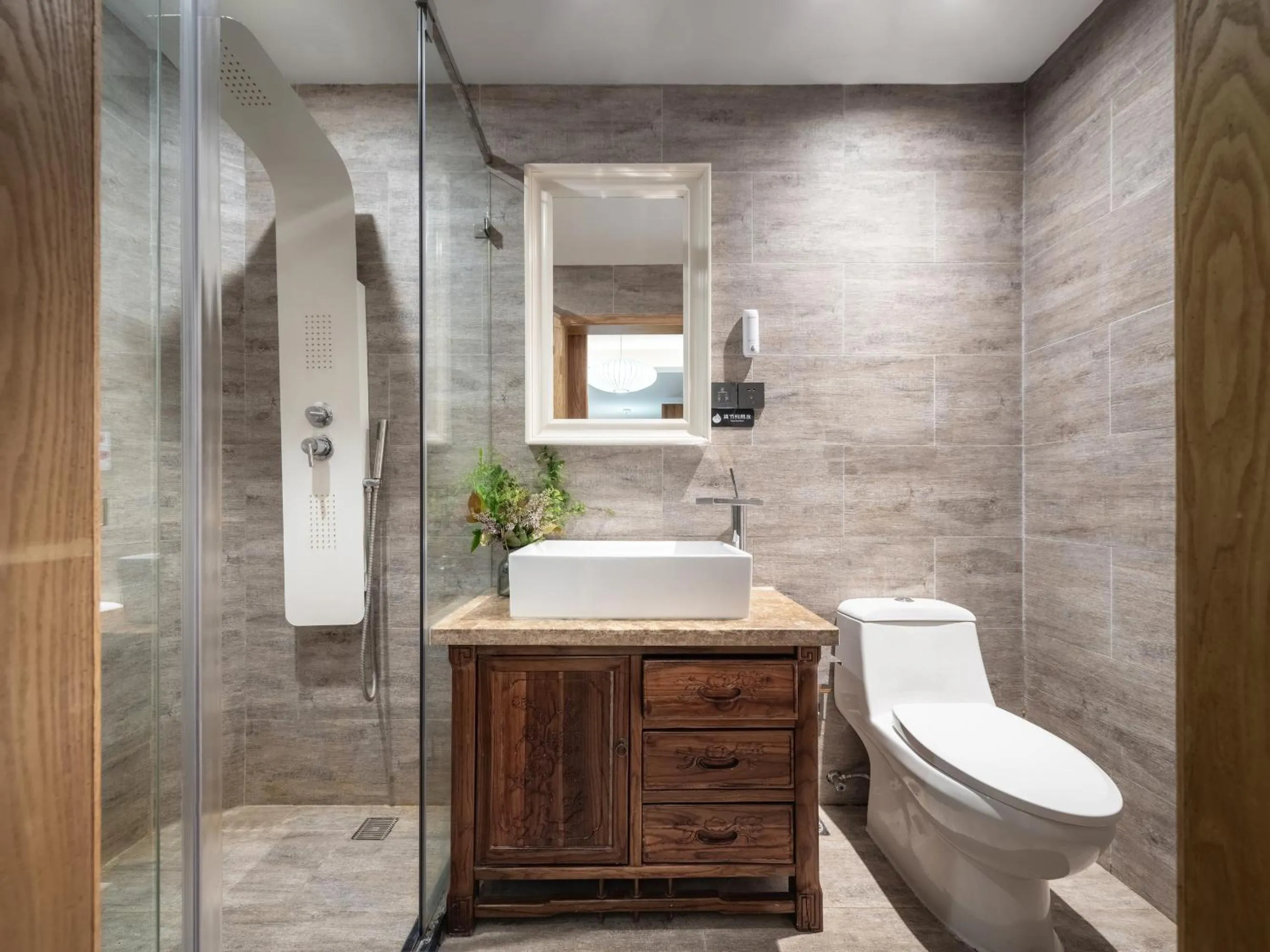 Beijing Le Zai Nan Luo Gu Xiang Wang Fu Jing Forbidden City Courtyard Hotel&Free laundry service&Free coffee &Paid Dumpling experience service