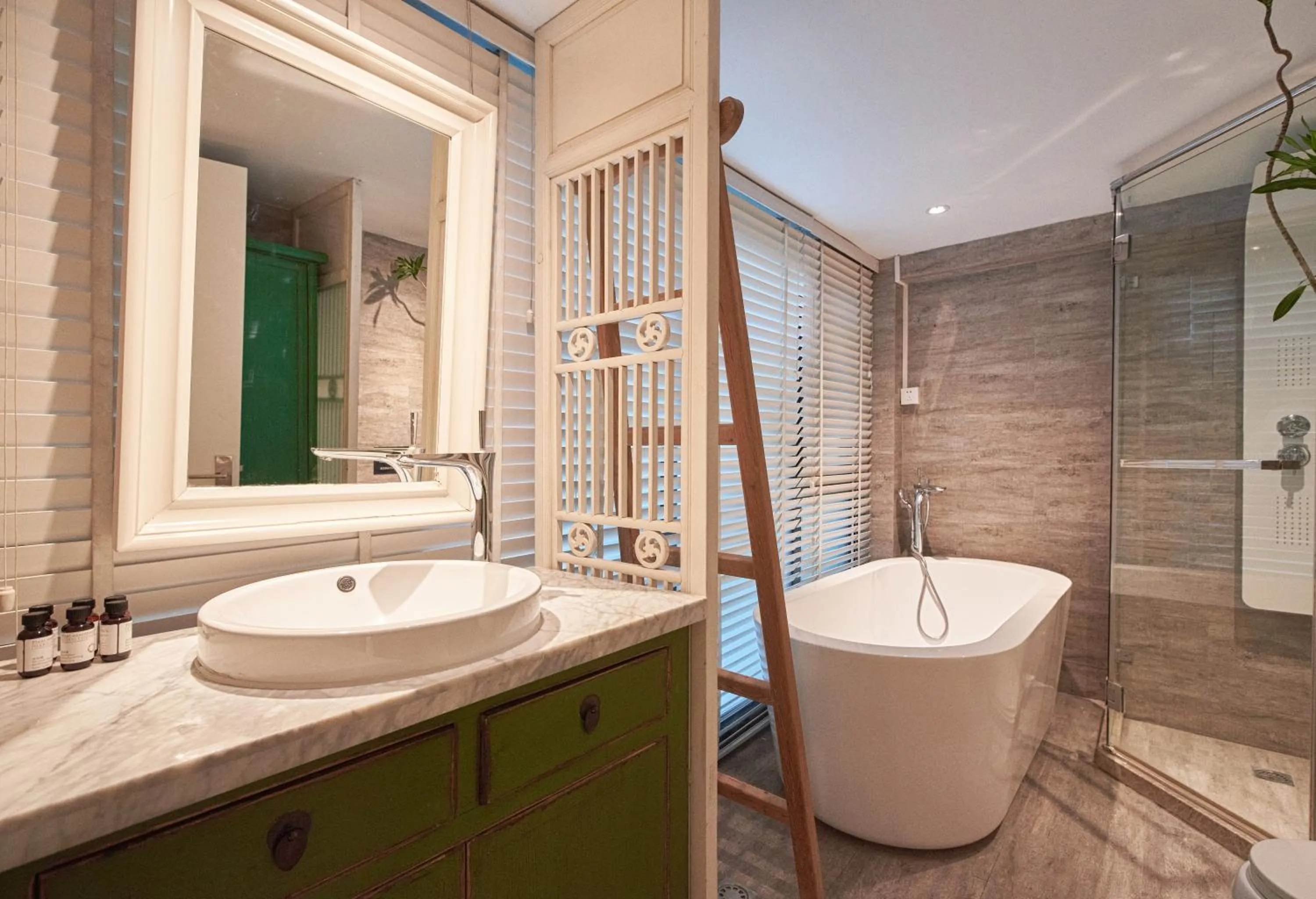 Beijing Le Zai Nan Luo Gu Xiang Wang Fu Jing Forbidden City Courtyard Hotel&Free laundry service&Free coffee &Paid Dumpling experience service