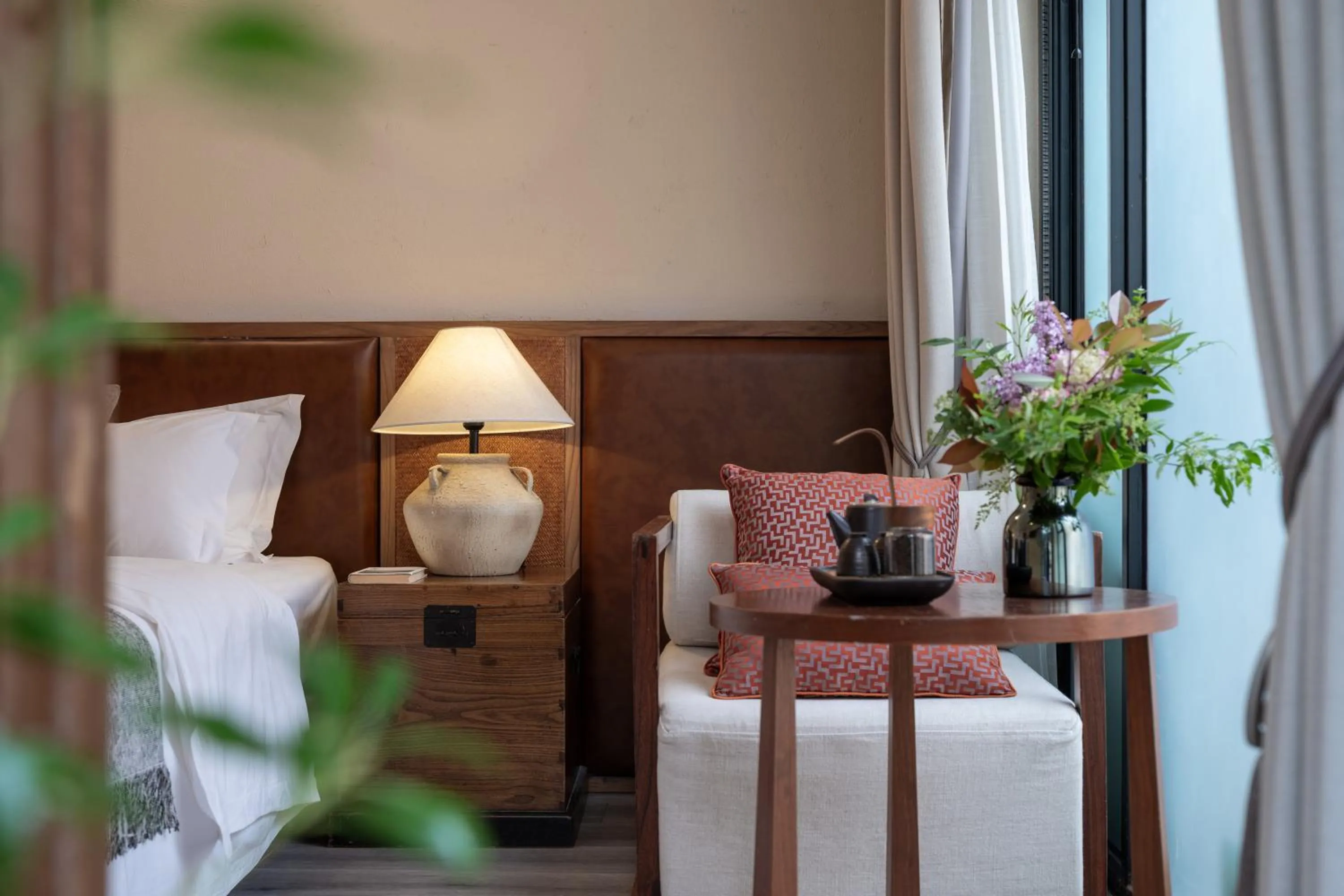 Bed in Beijing Le Zai Nan Luo Gu Xiang Wang Fu Jing Forbidden City Courtyard Hotel&Free laundry service&Free coffee &Paid Dumpling experience service