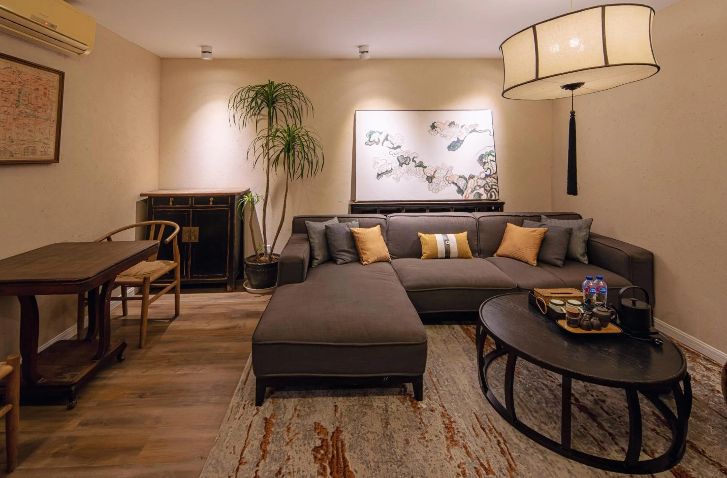 Beijing Le Zai Nan Luo Gu Xiang Wang Fu Jing Forbidden City Courtyard Hotel&Free laundry service&Free coffee &Paid Dumpling experience service