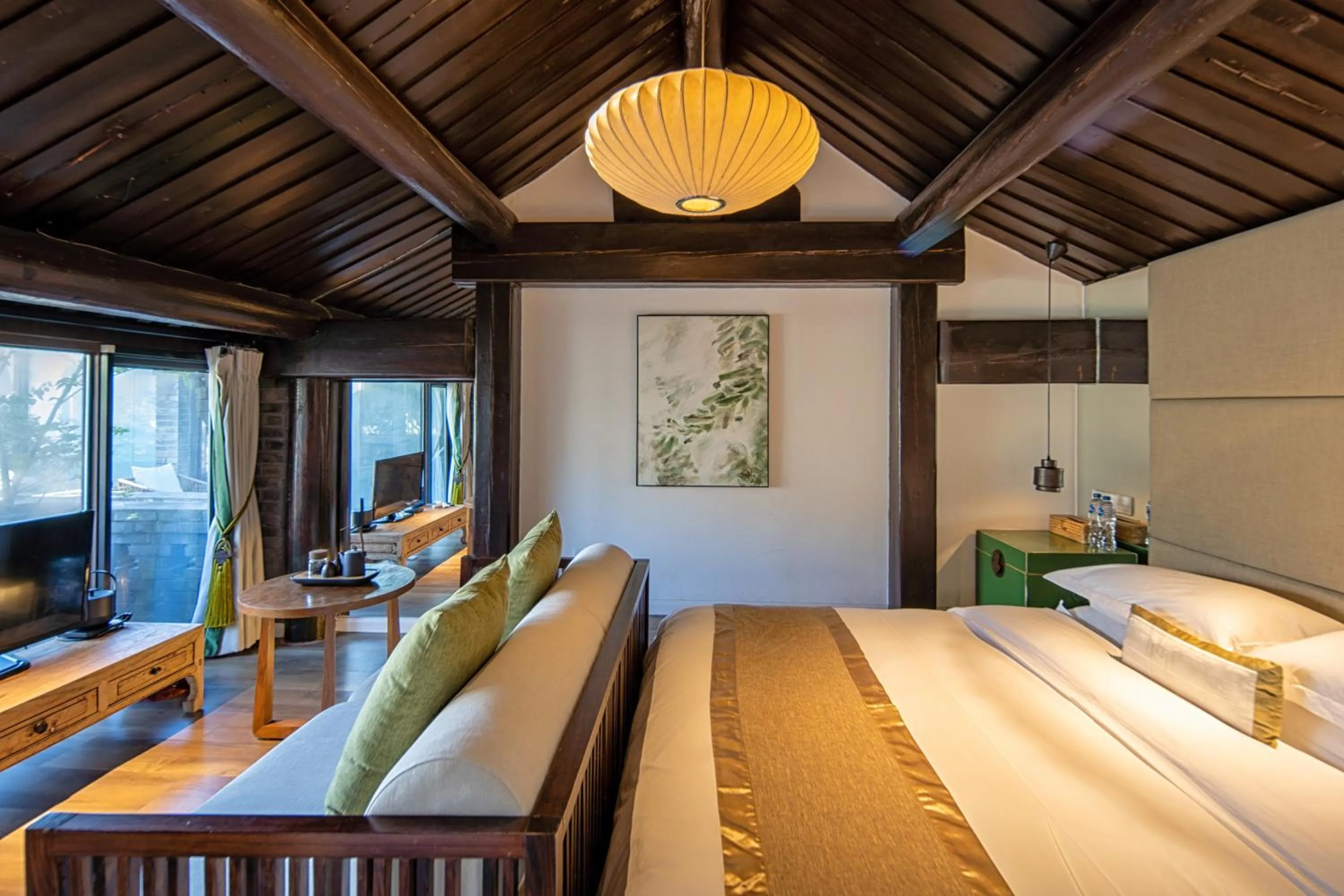 Bed in Beijing Le Zai Nan Luo Gu Xiang Wang Fu Jing Forbidden City Courtyard Hotel&Free laundry service&Free coffee &Paid Dumpling experience service