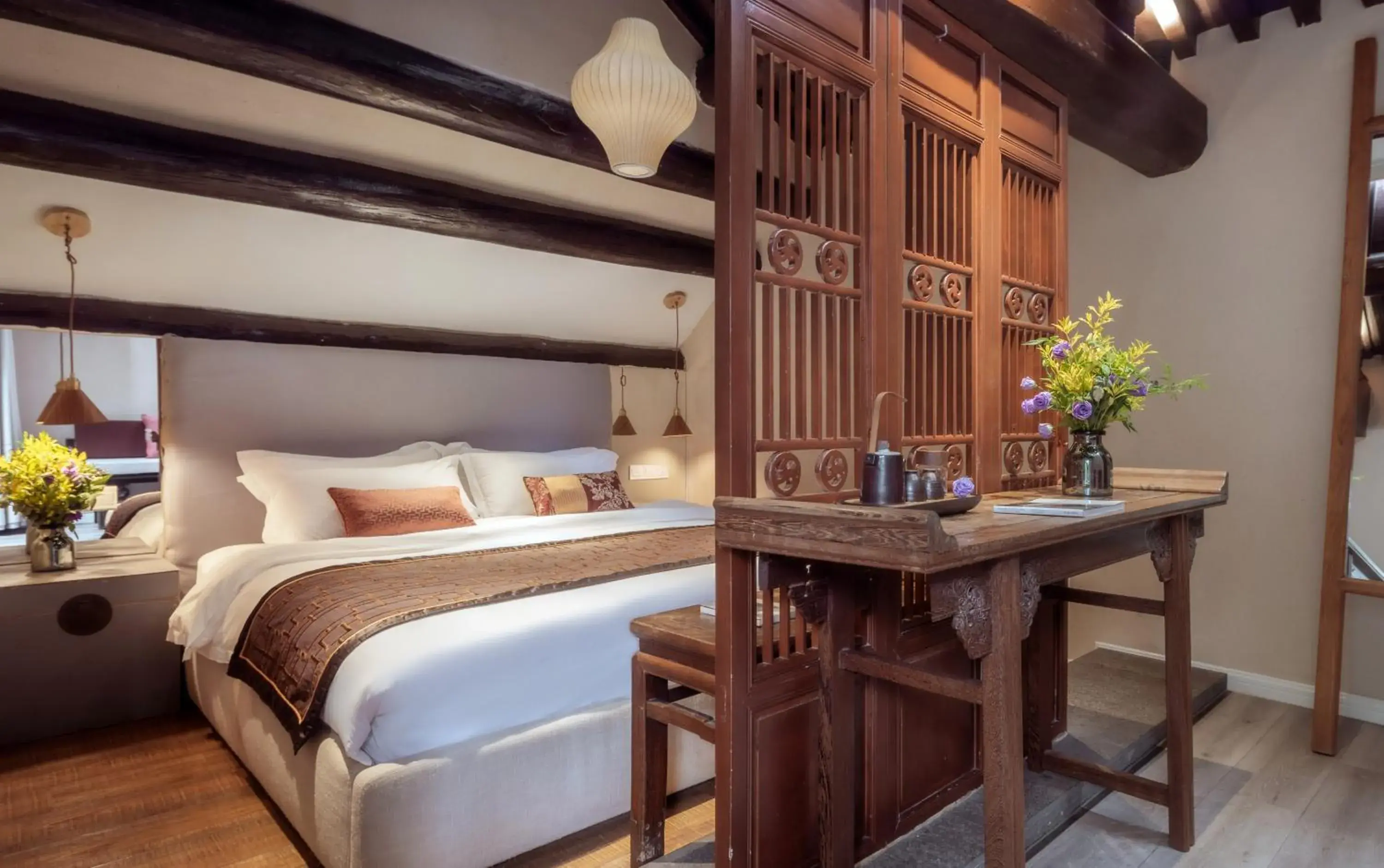 Small Double Room in Beijing Le Zai Nan Luo Gu Xiang Wang Fu Jing Forbidden City Courtyard Hotel Small Double Room in Beijing Le Zai Nan Luo Gu Xiang Wang Fu Jing Forbidden City Courtyard Hotel