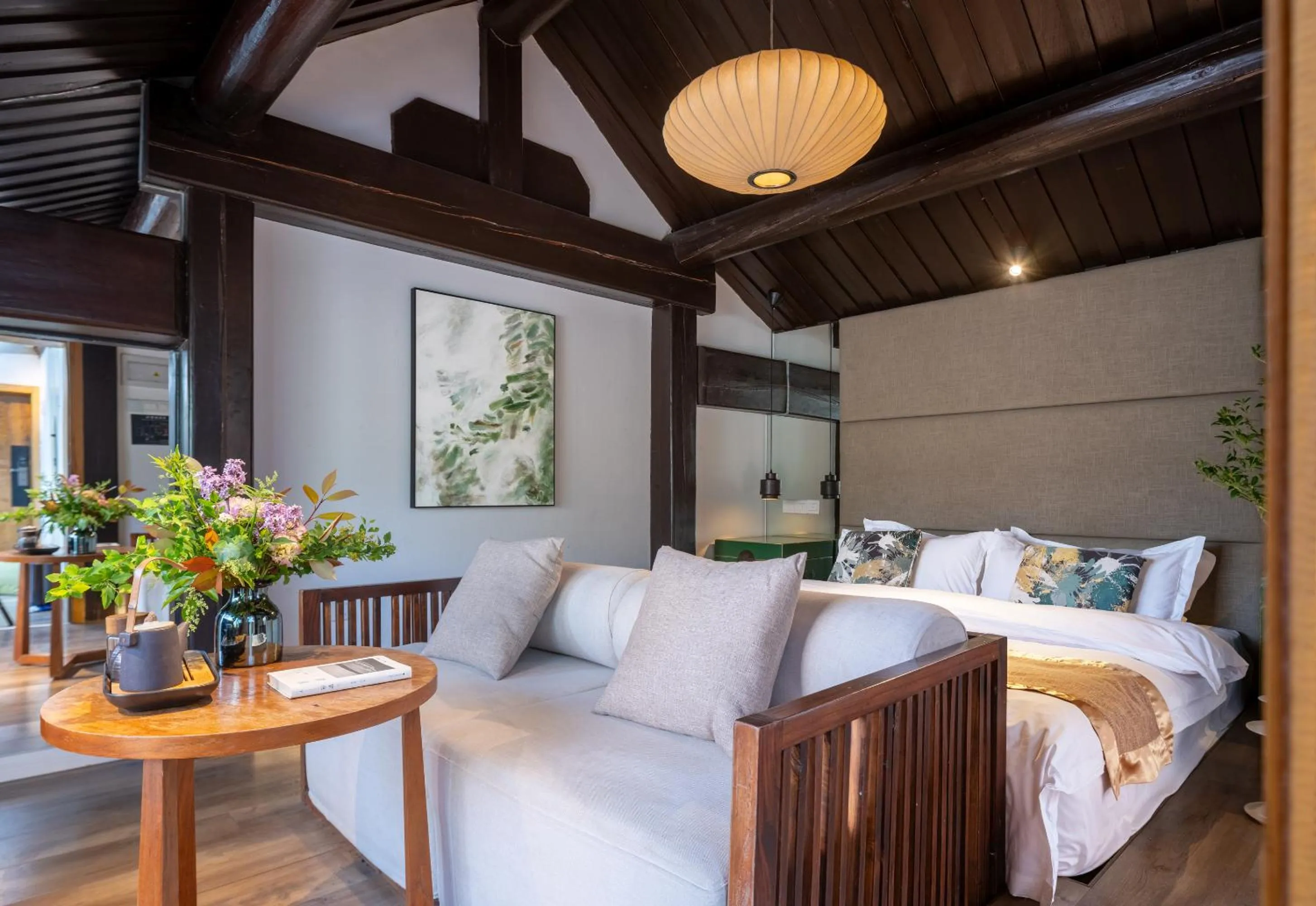 Bed in Beijing Le Zai Nan Luo Gu Xiang Wang Fu Jing Forbidden City Courtyard Hotel&Free laundry service&Free coffee &Paid Dumpling experience service