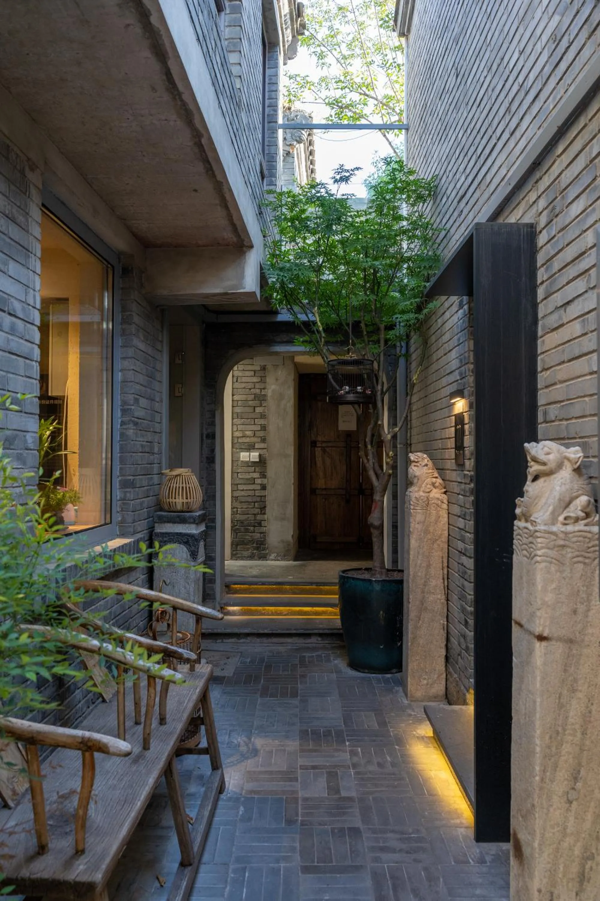 Beijing Le Zai Nan Luo Gu Xiang Wang Fu Jing Forbidden City Courtyard Hotel&Free laundry service&Free coffee &Paid Dumpling experience service