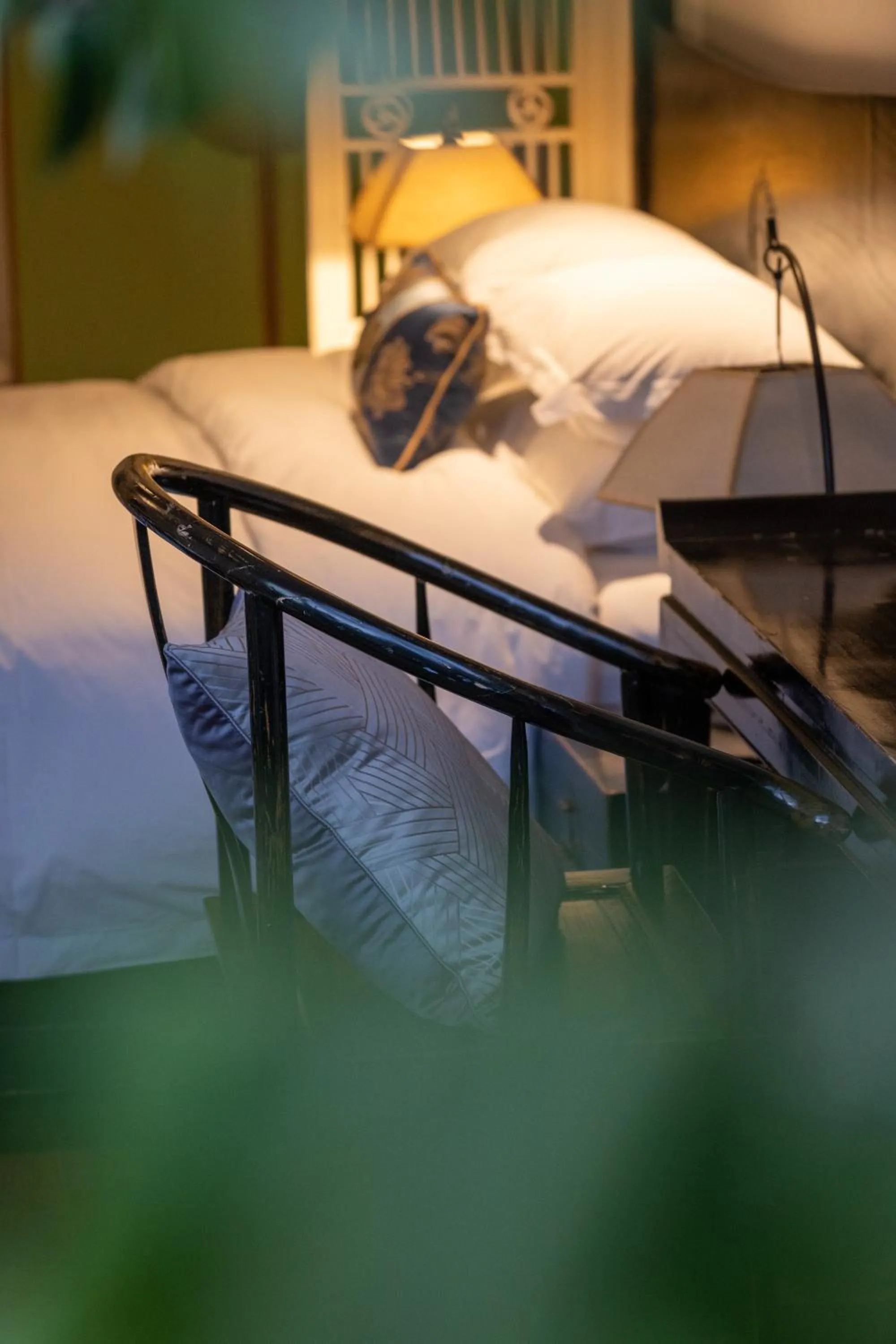 Bed in Beijing Le Zai Nan Luo Gu Xiang Wang Fu Jing Forbidden City Courtyard Hotel&Free laundry service&Free coffee &Paid Dumpling experience service