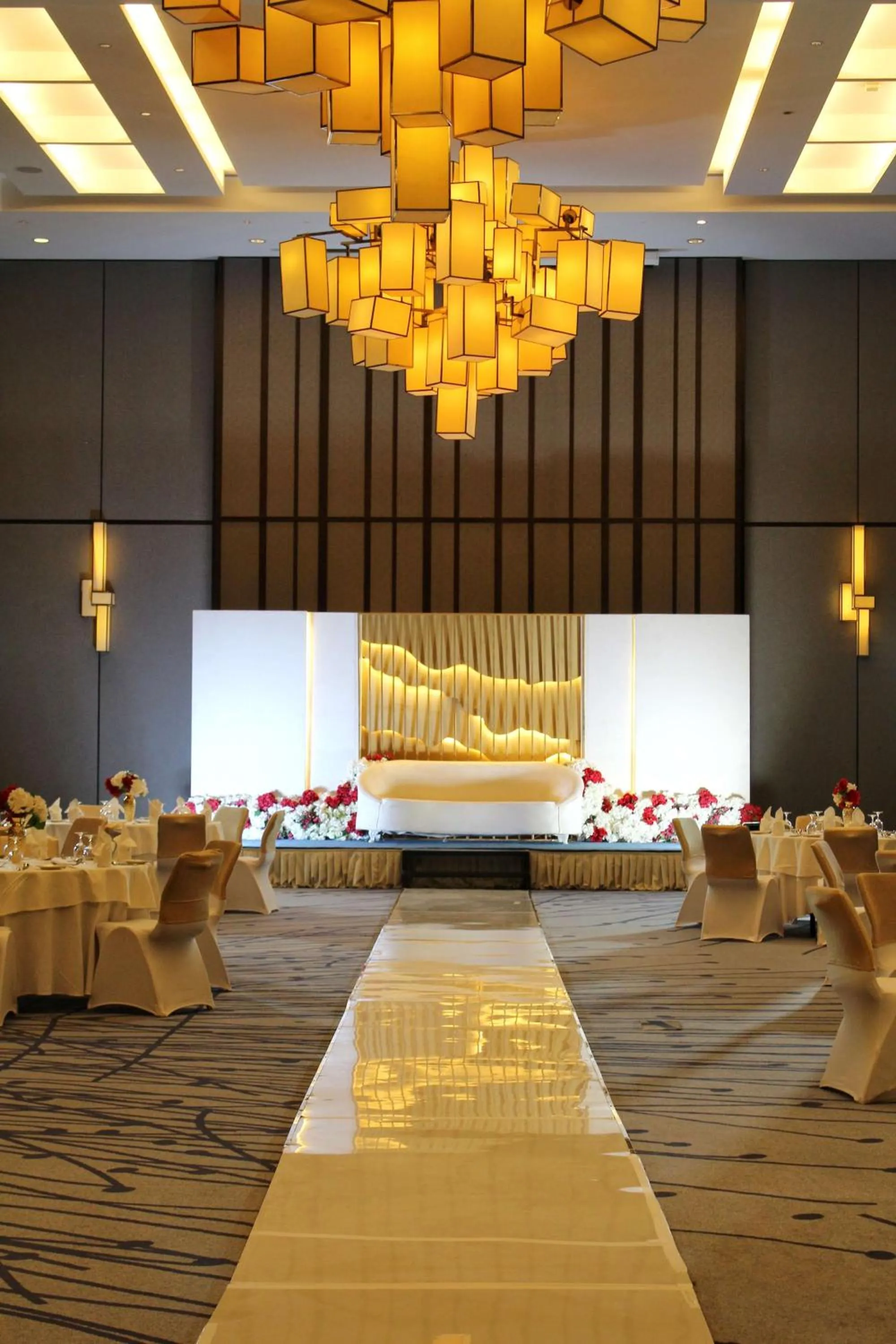 wedding in Radisson Collection Muscat, Hormuz Grand