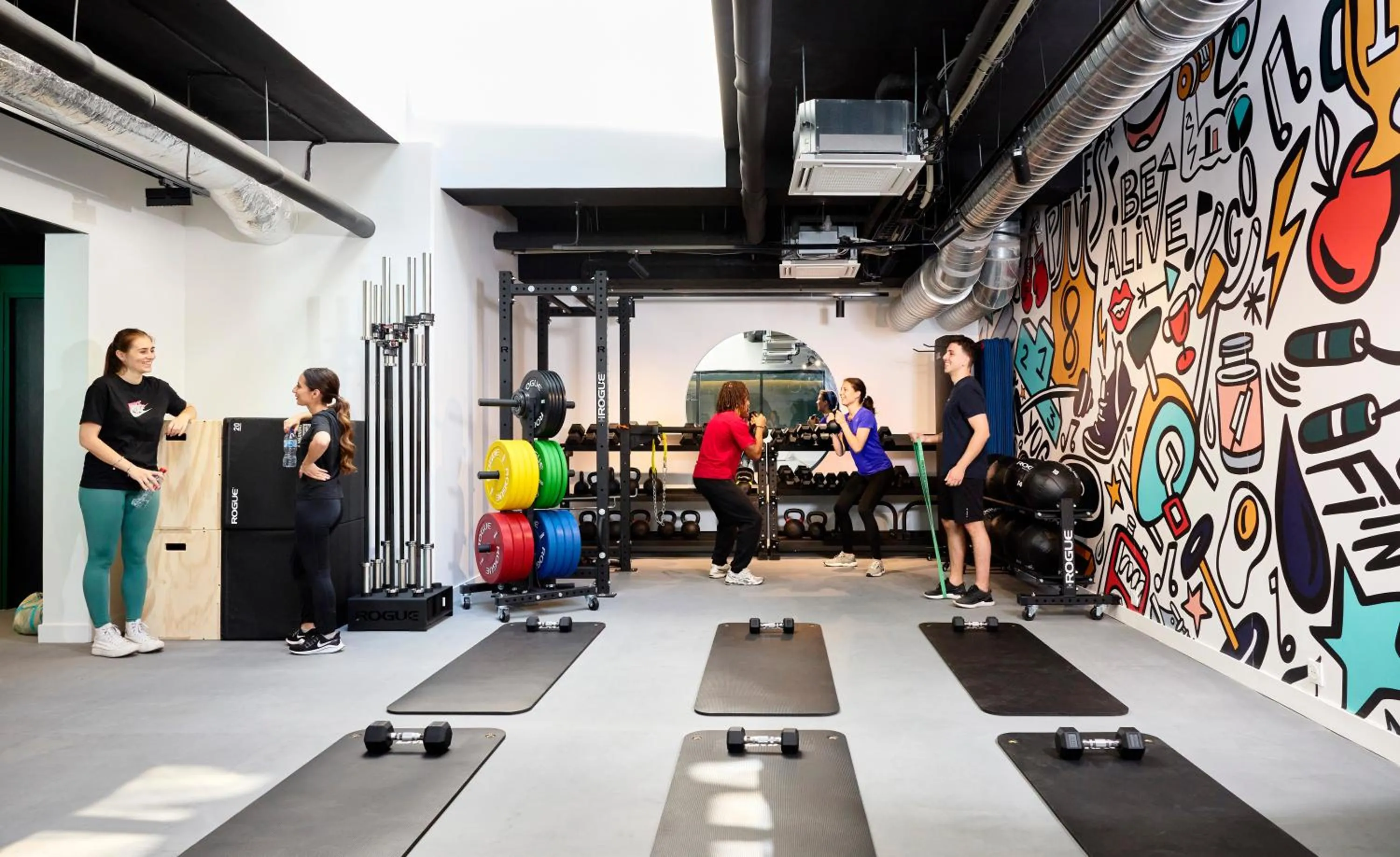 Fitness centre/facilities in Hife Paris Issy Porte de Versailles