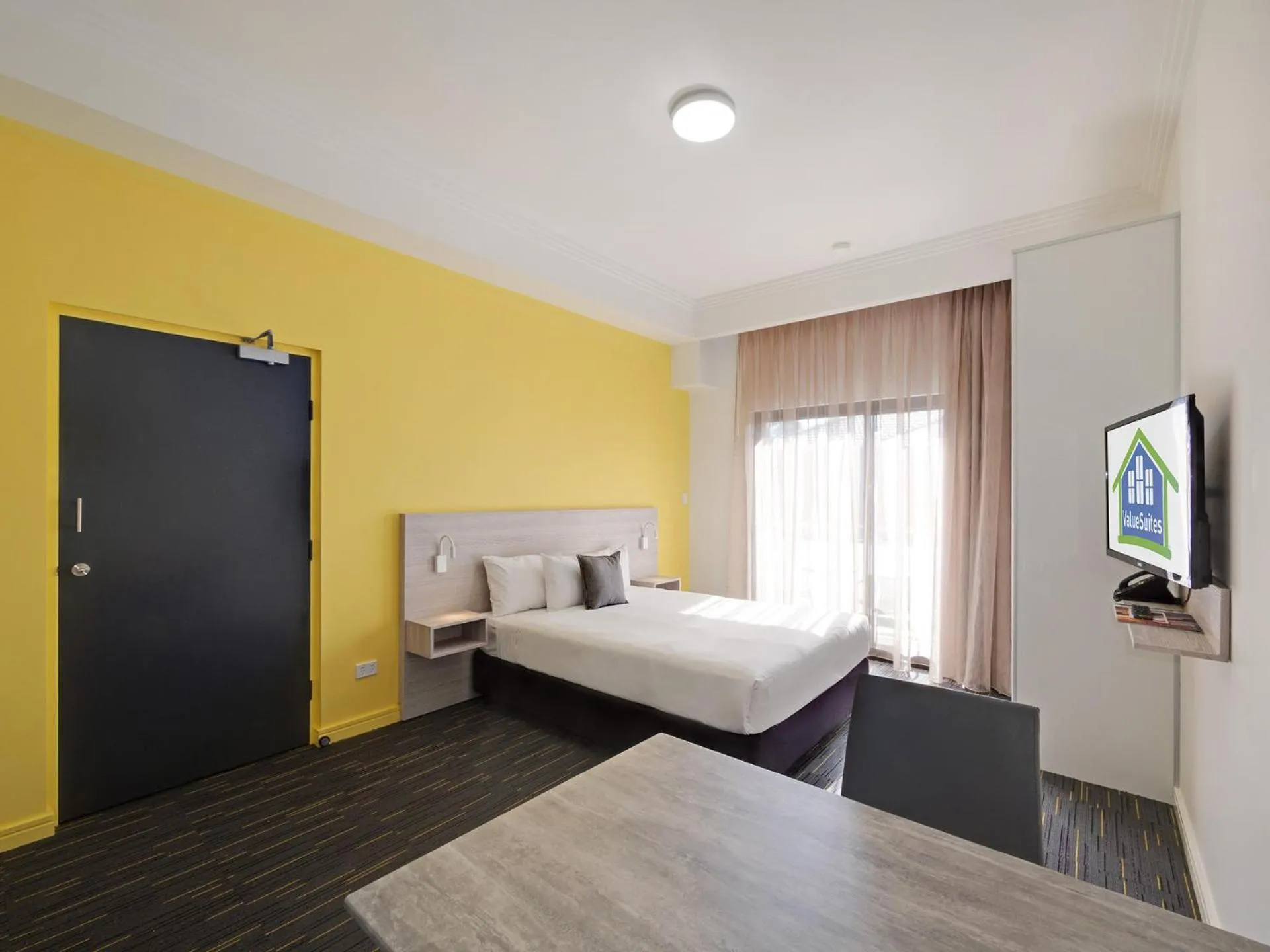 Bed in Value Suites Penrith