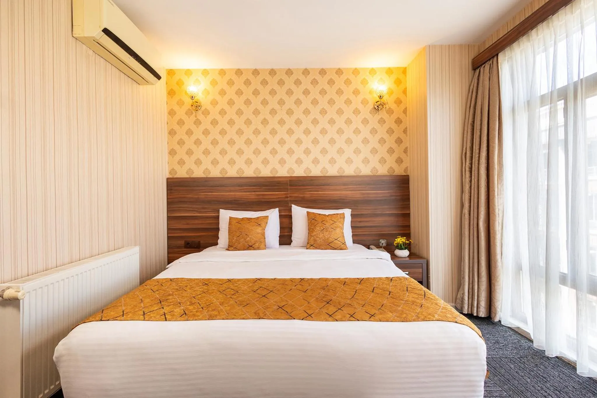 Bed in Niva Atakum Otel