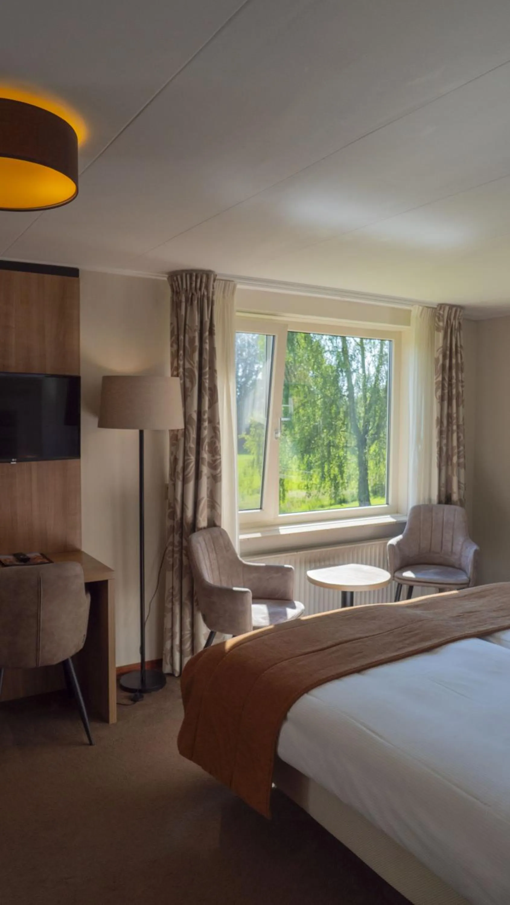 Bed in Hotel de Landmarke by Flow