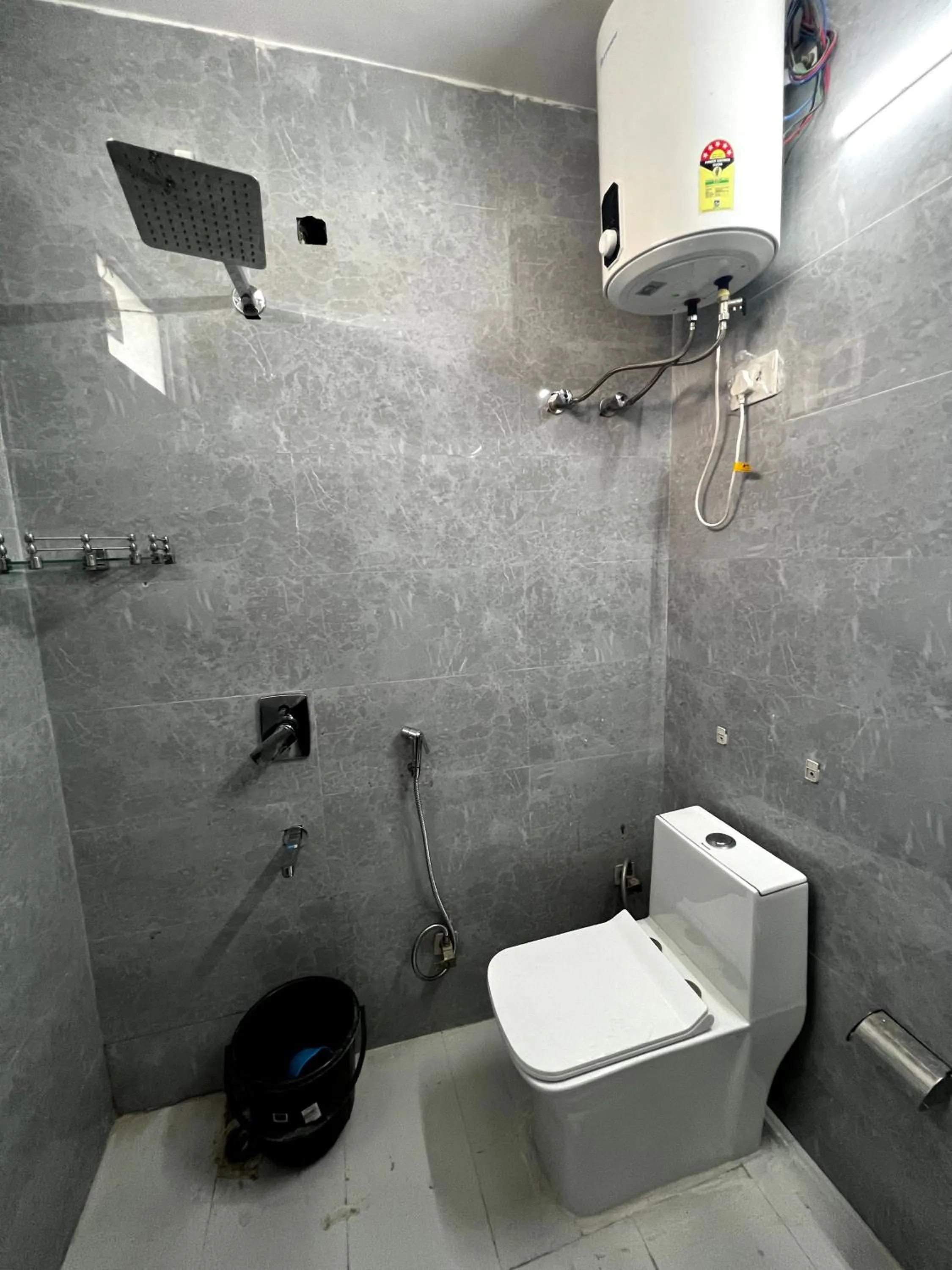 Toilet in Hotel Trending Stay