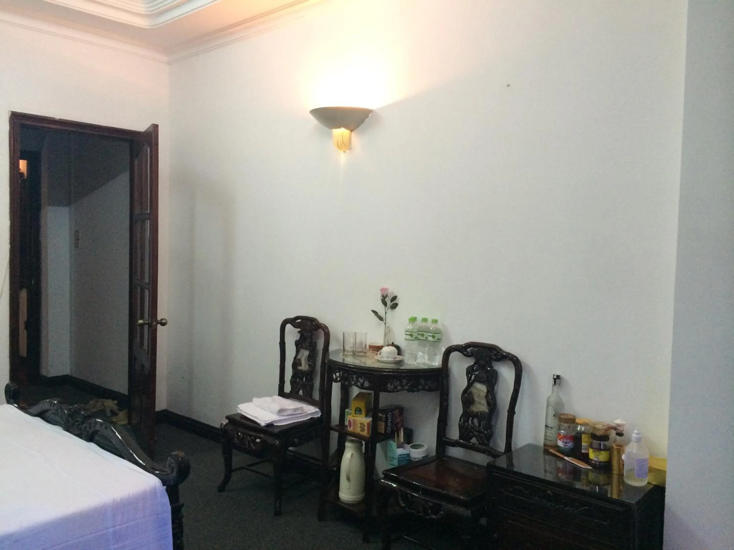 Decorative detail, Bed in Ngoc Linh Hotel