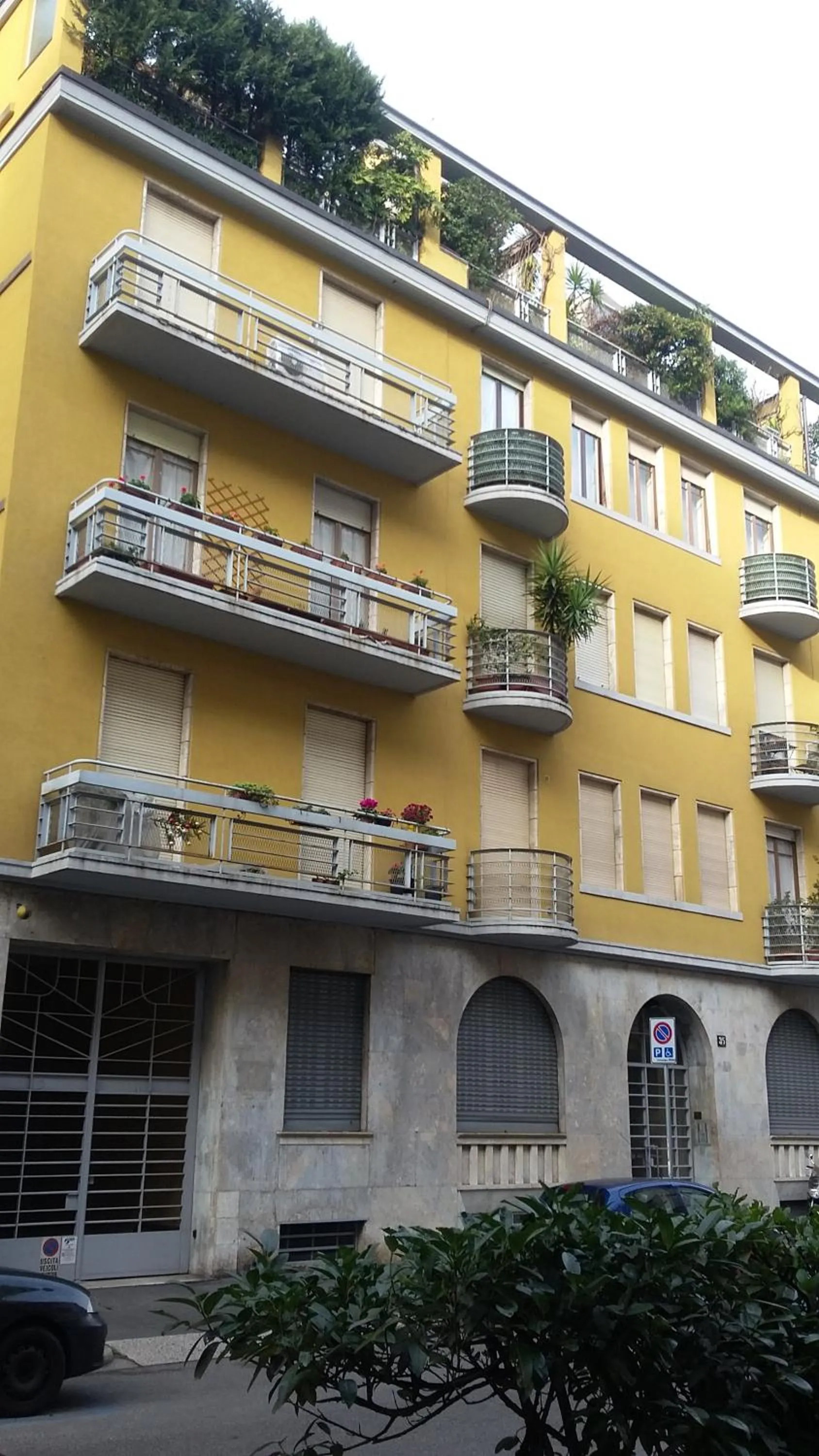 Street view in Bed+Art Milano Centrale