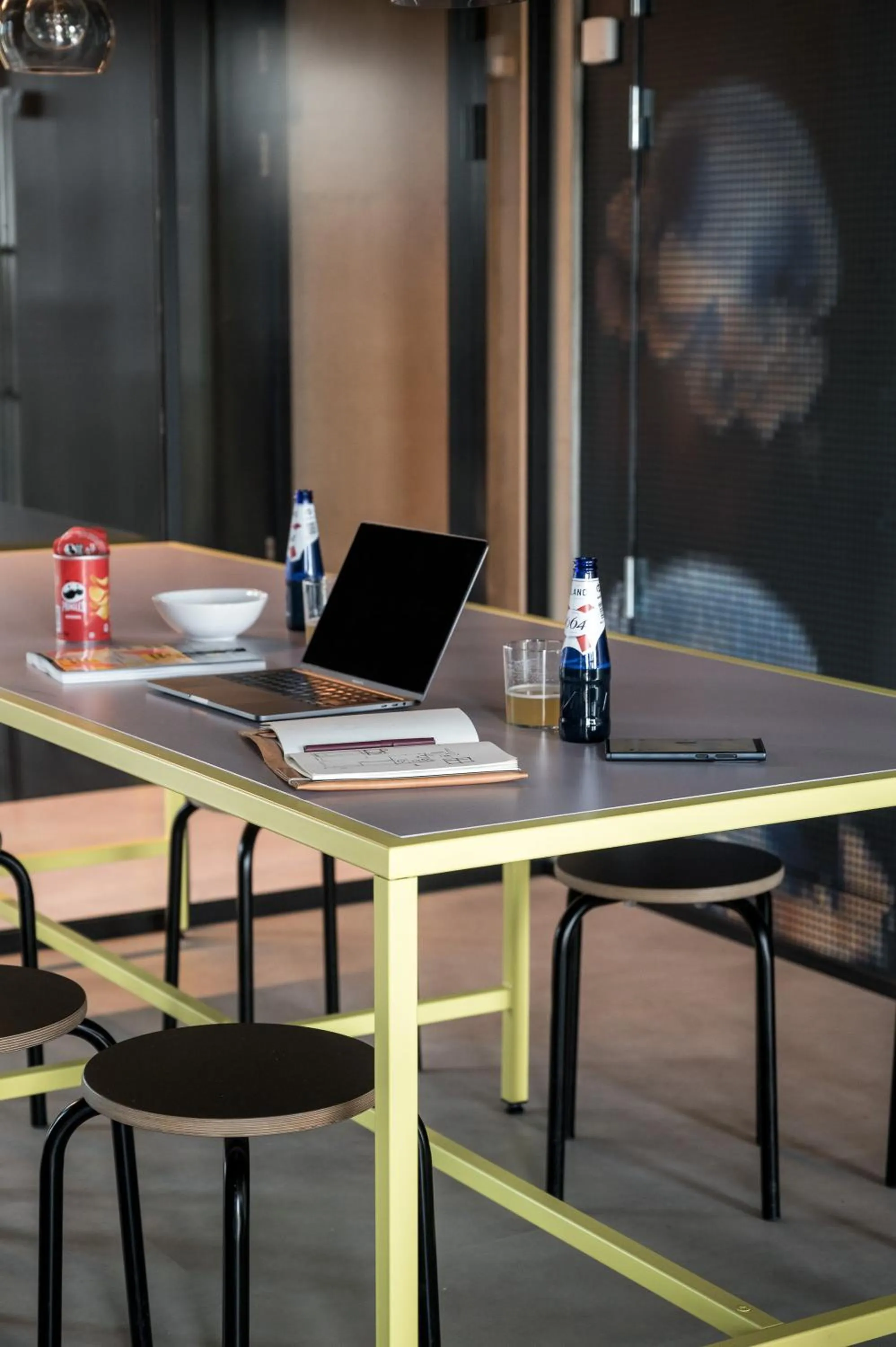 Communal kitchen in Daniel&Jacob's urban studios and boutique apartments