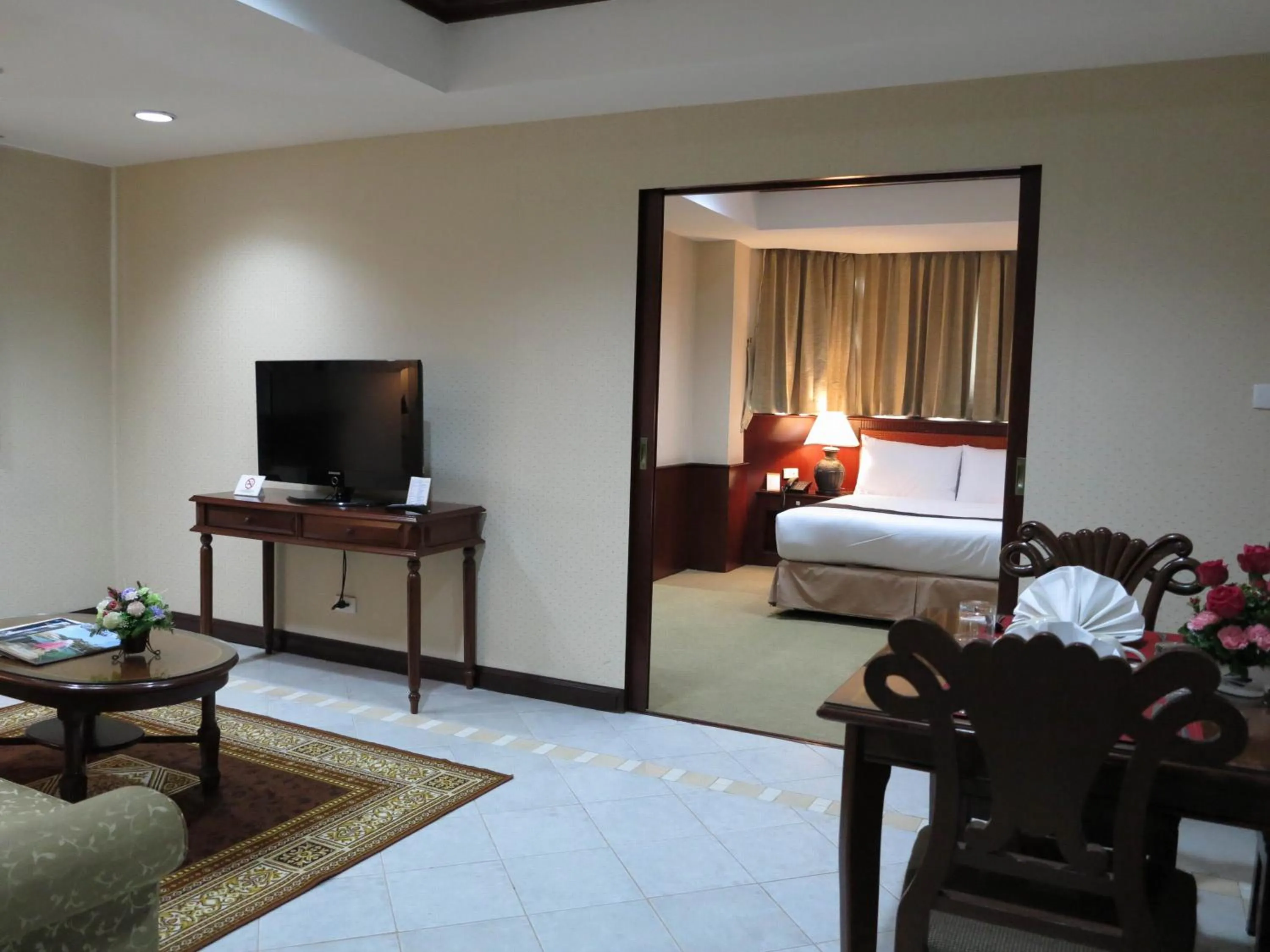 Decorative detail, Bed in The Grand Sathorn