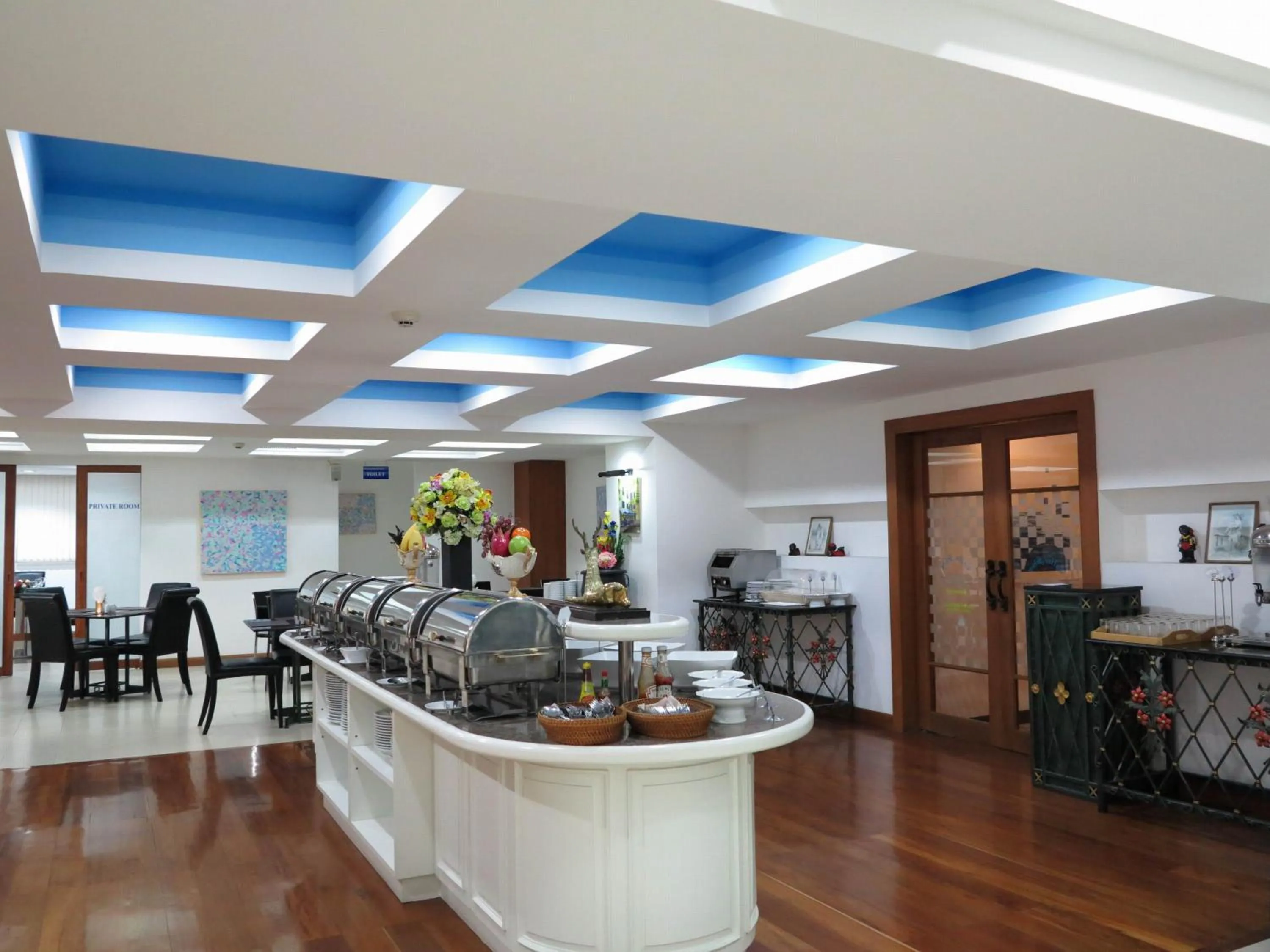 Food in The Grand Sathorn