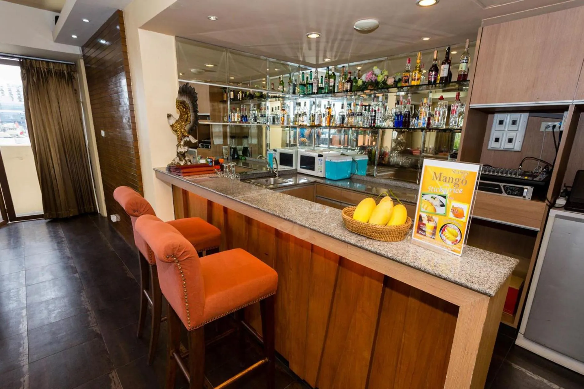 Food and drinks in The Grand Sathorn