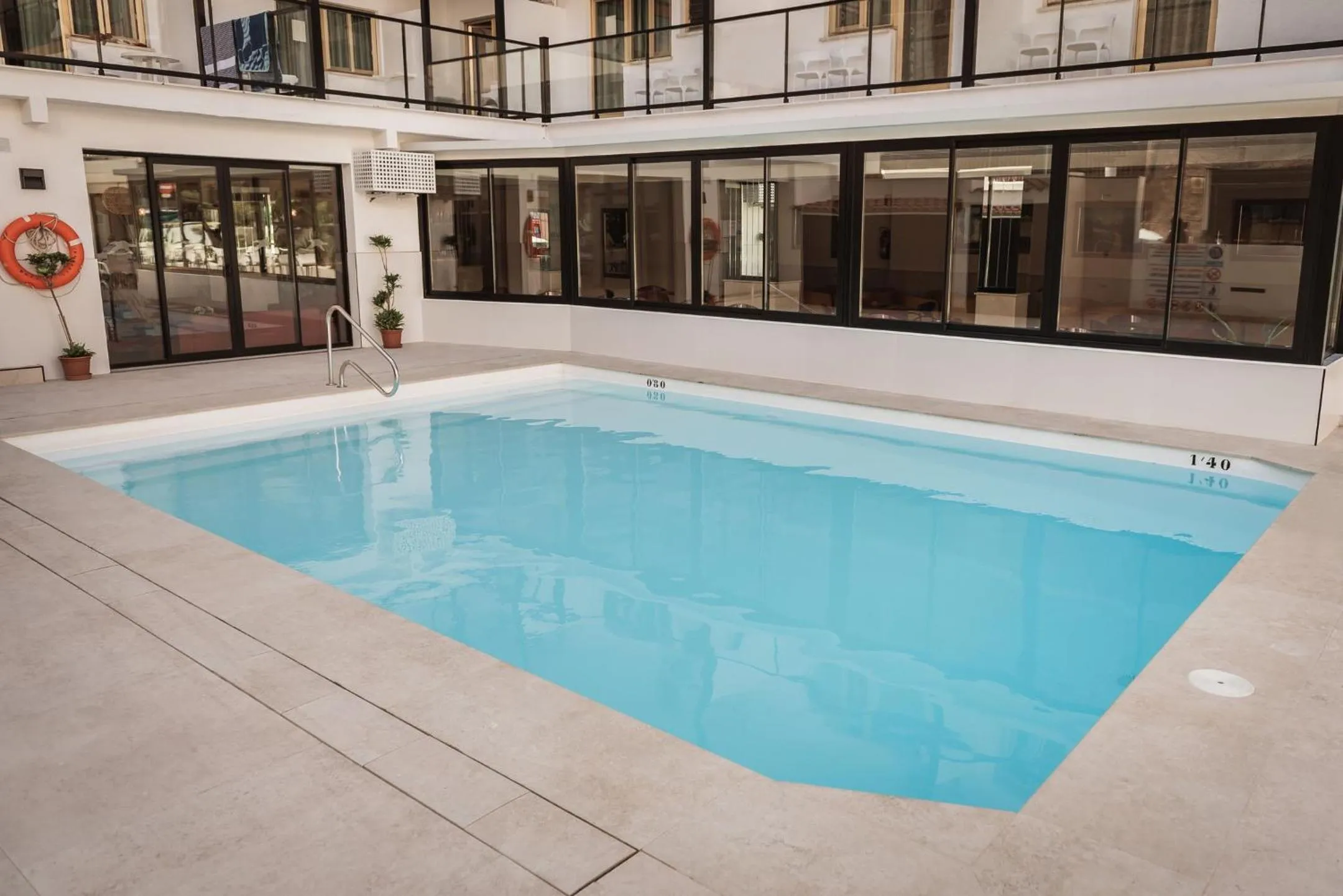 Swimming pool in Hotel Camposol