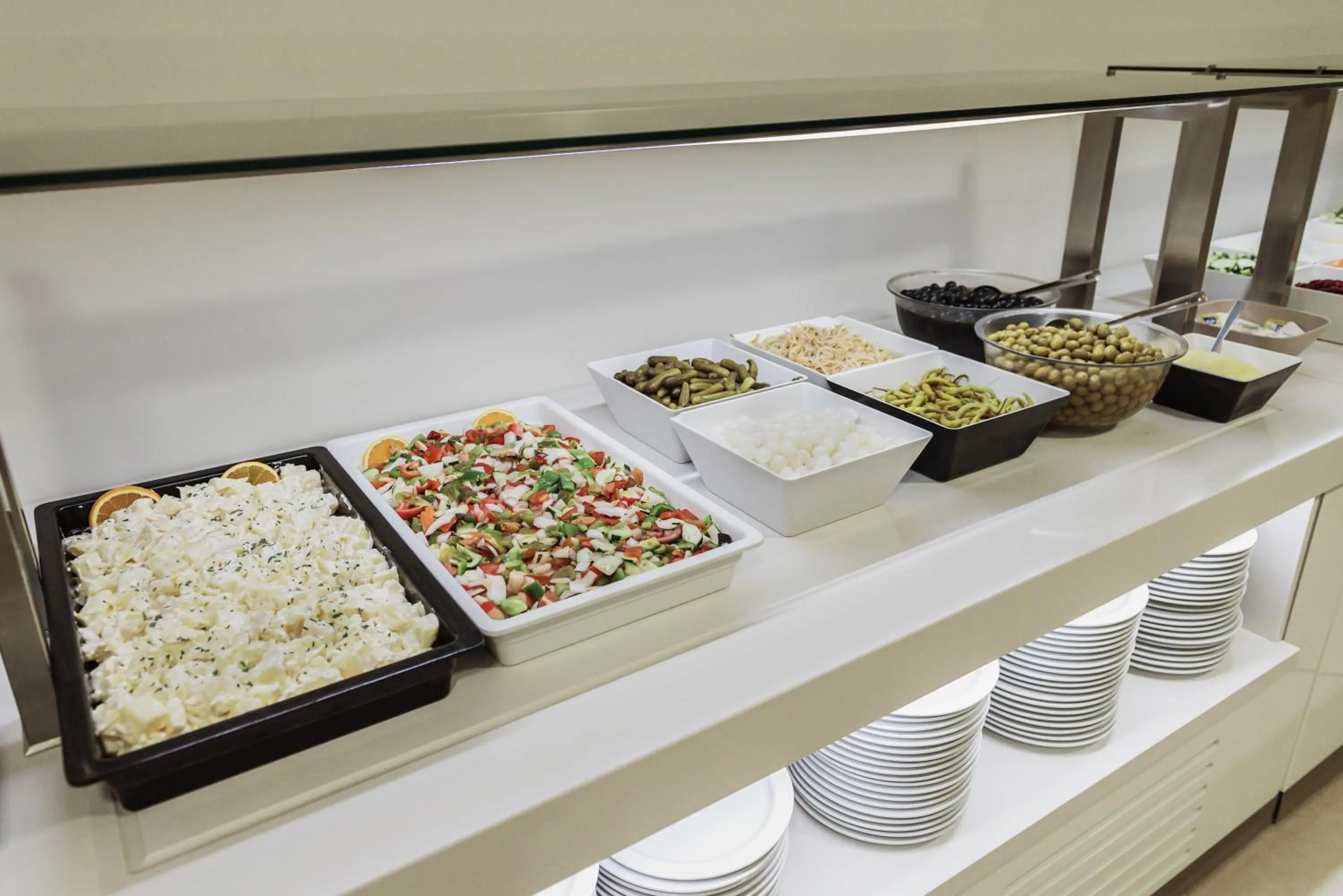 Restaurant/places to eat in Hotel Camposol