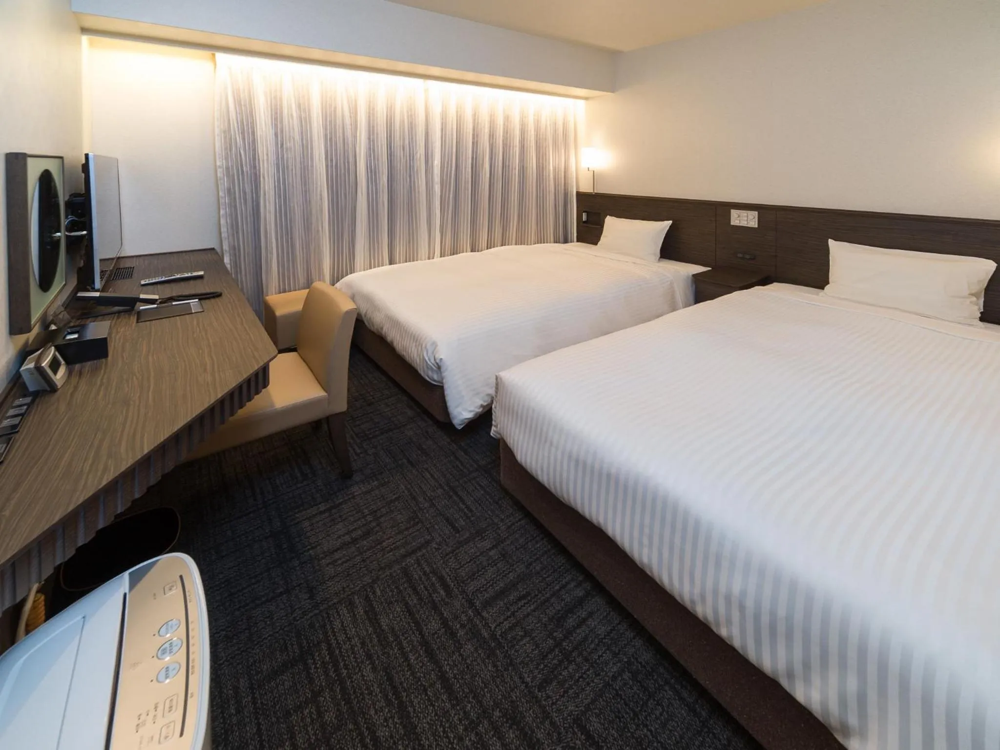 Photo of the whole room, Bed in Sotetsu Fresa Inn Ochanomizu Jimbocho