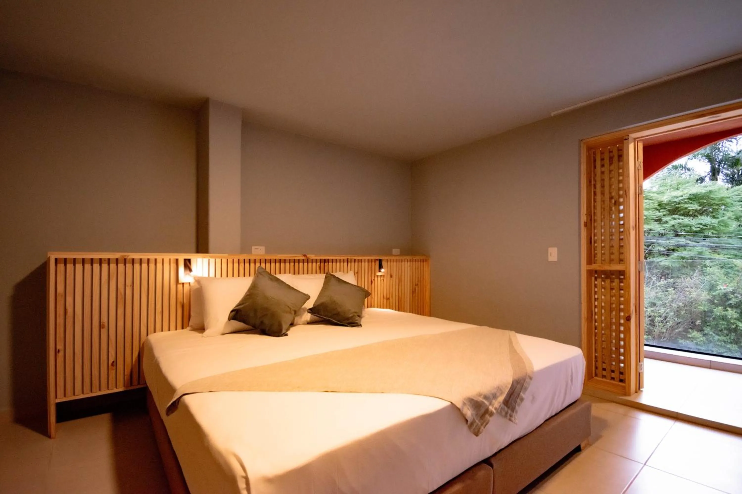 Photo of the whole room, Bed in Leviu by Bernalo Hotels
