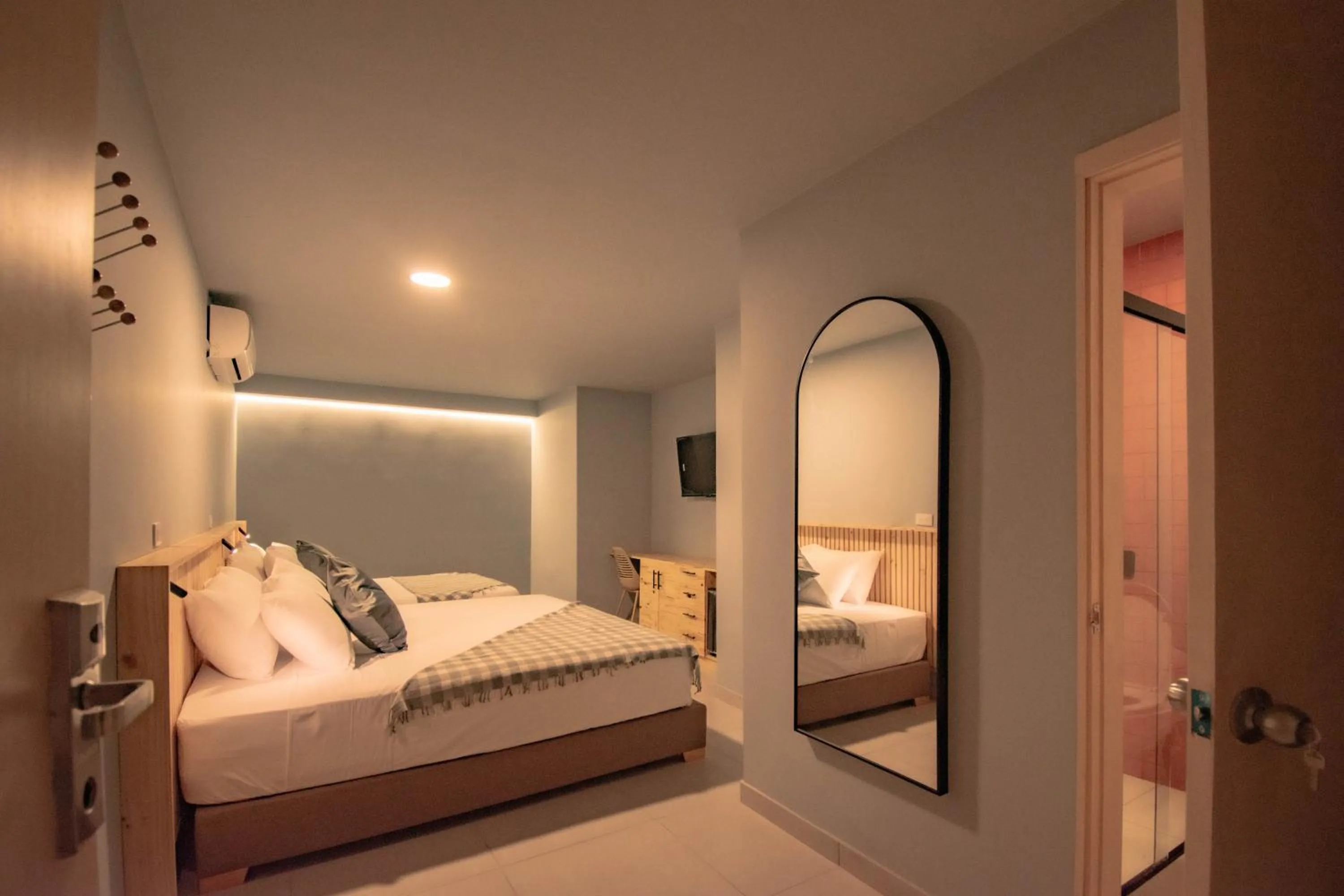 Photo of the whole room, Bed in Leviu by Bernalo Hotels