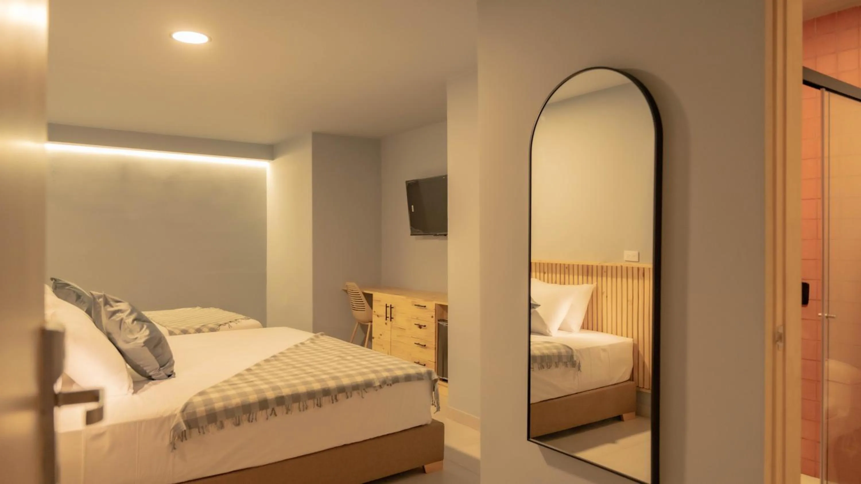 TV and multimedia, Bed in Leviu by Bernalo Hotels