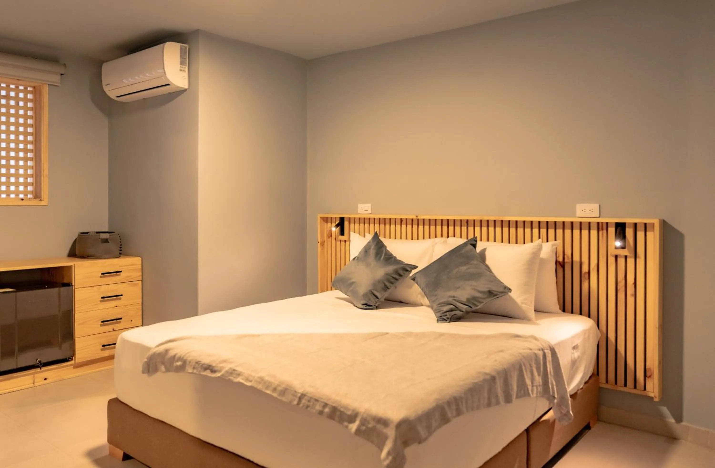 Photo of the whole room, Bed in Leviu by Bernalo Hotels