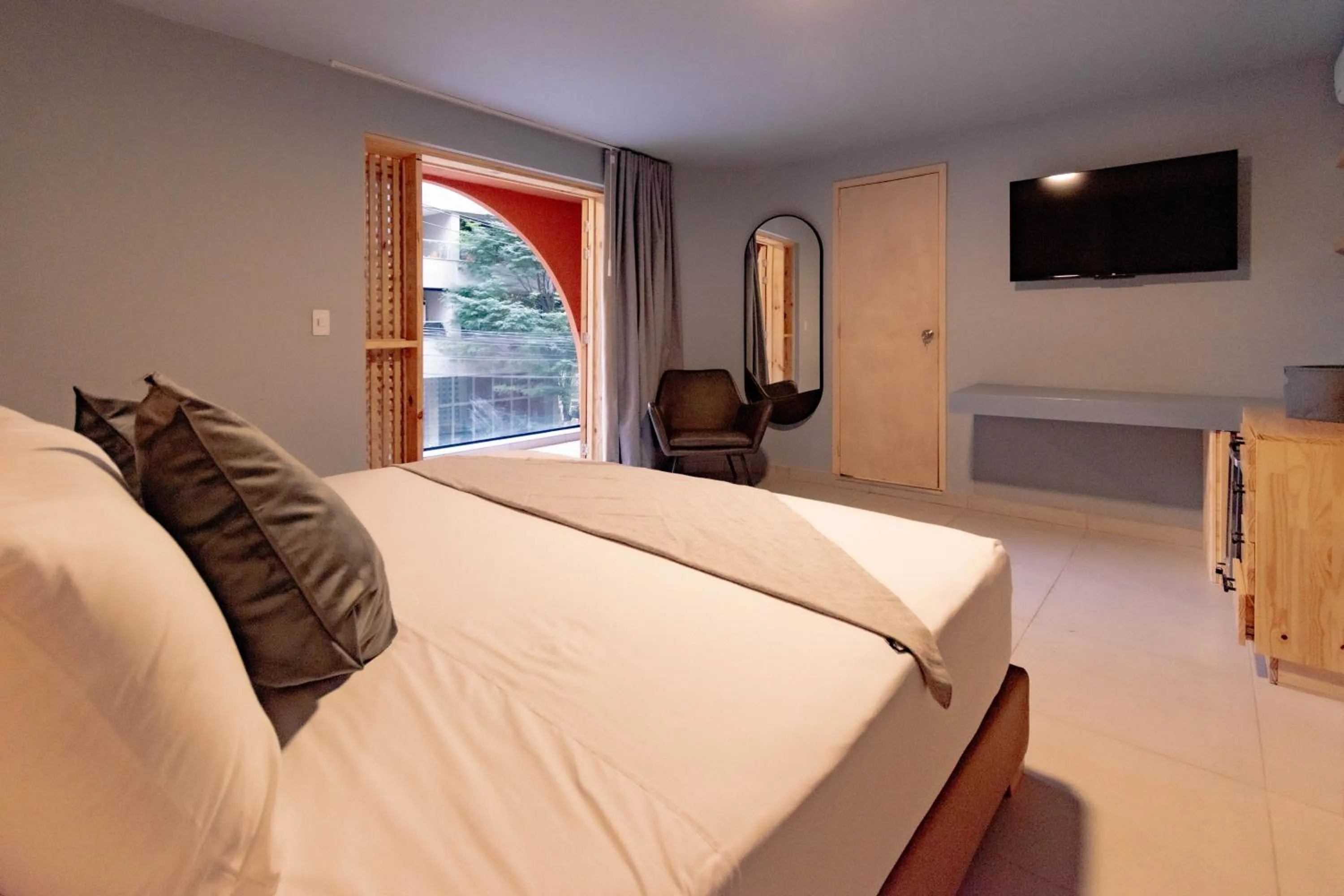 Photo of the whole room, Bed in Leviu by Bernalo Hotels