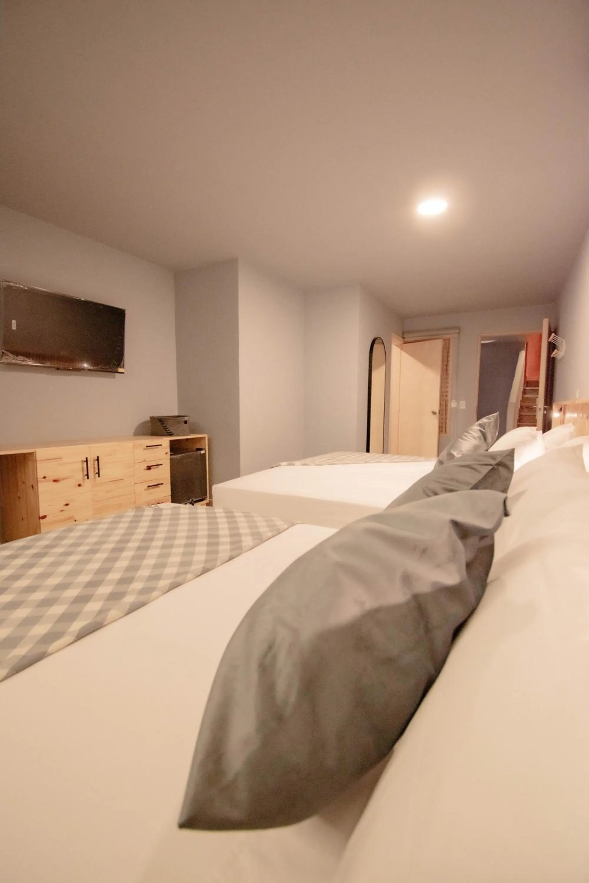 Photo of the whole room, Bed in Leviu by Bernalo Hotels