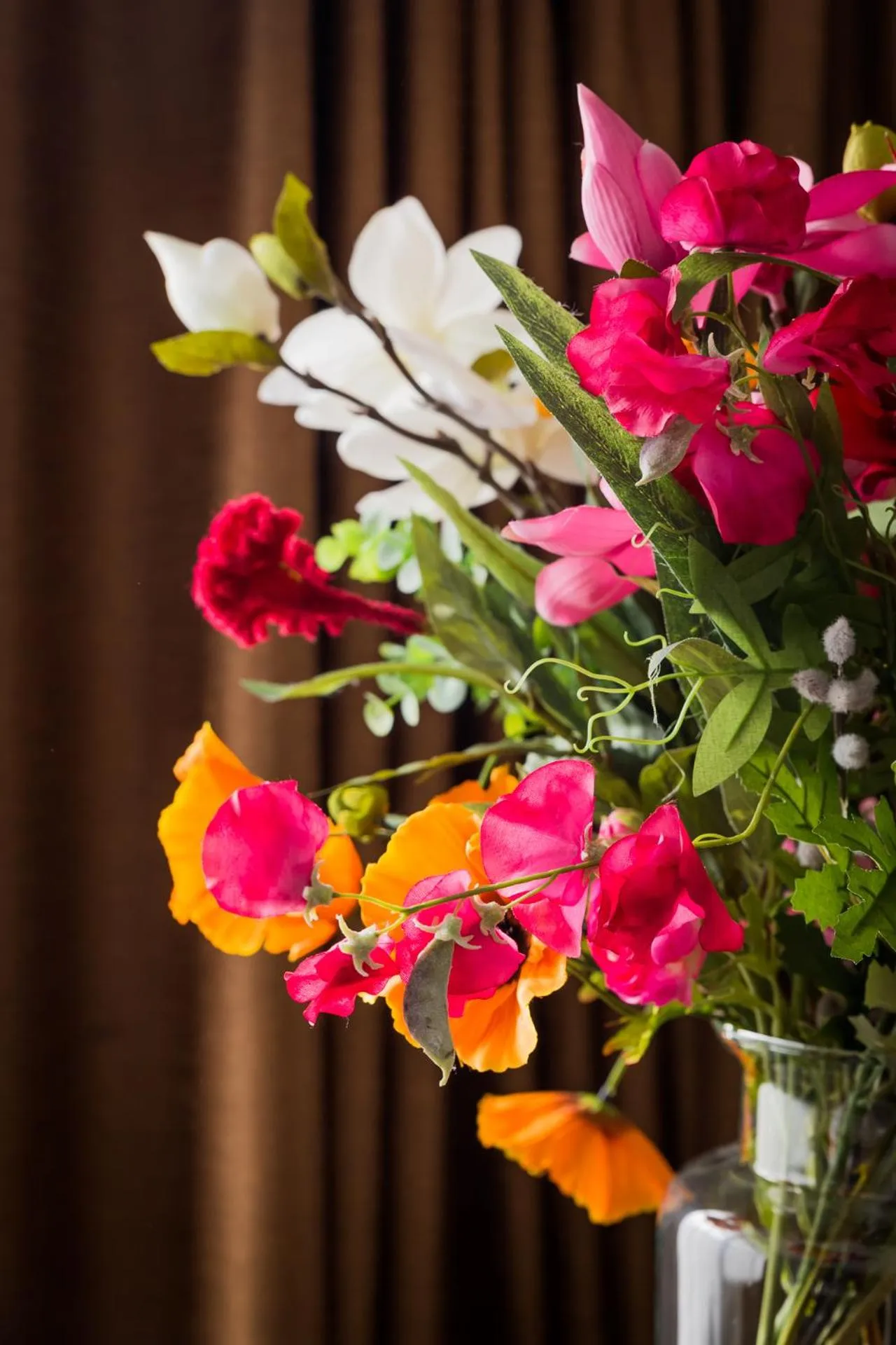 Decorative detail in Prominent Inn Hotel