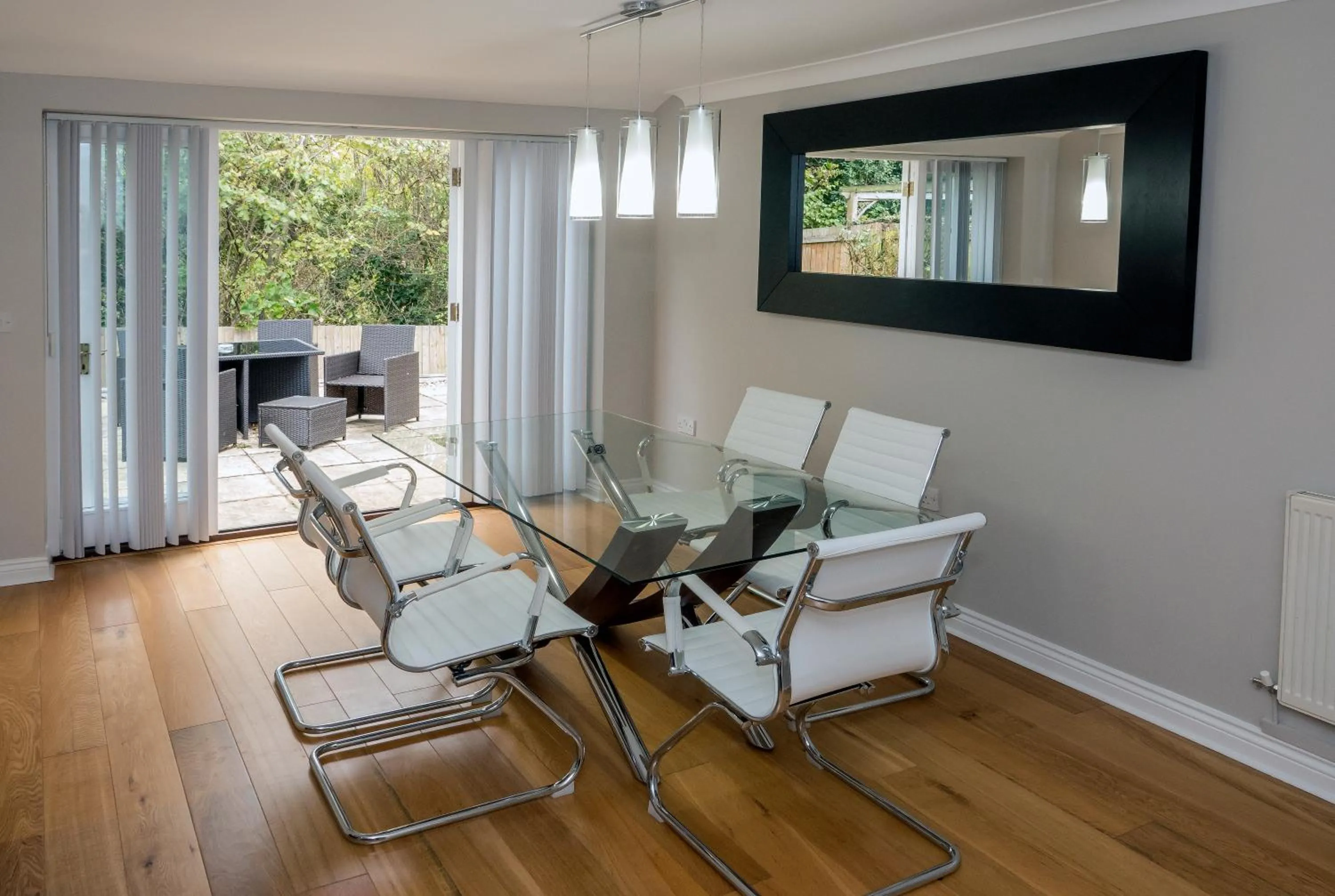 Dining area in Hollies Hotel