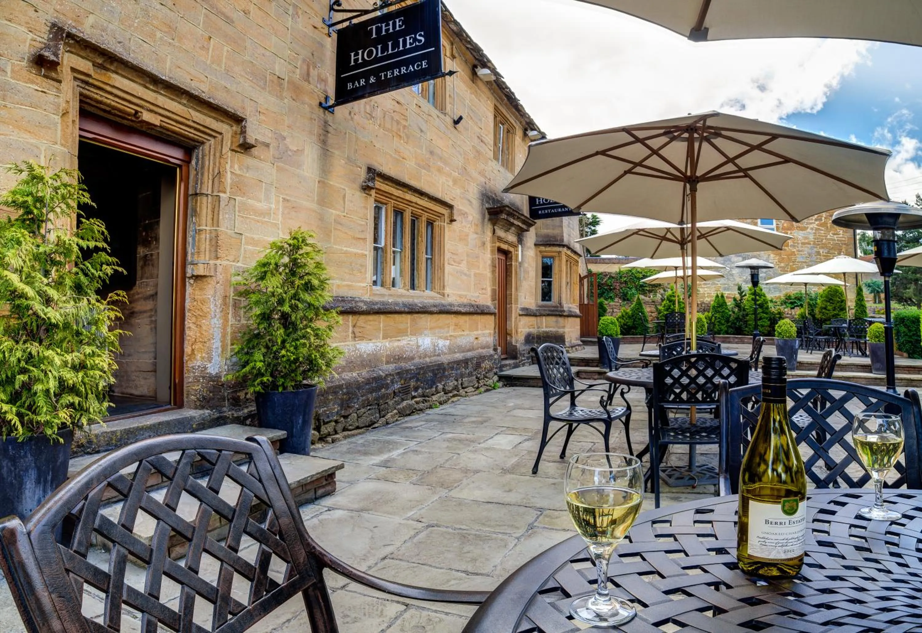 Balcony/Terrace in Hollies Hotel