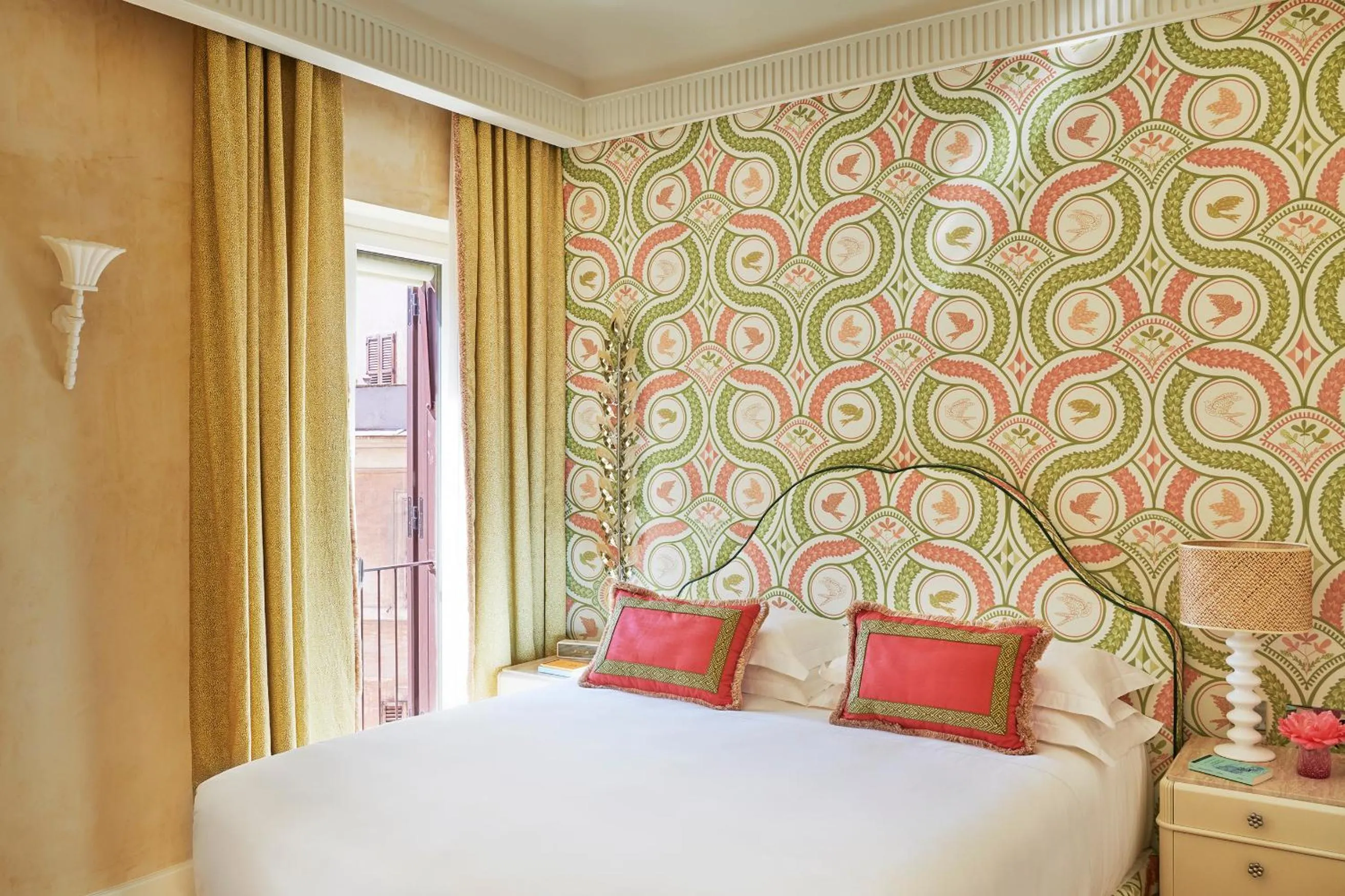 Bedroom, Bed in Casa Monti Roma