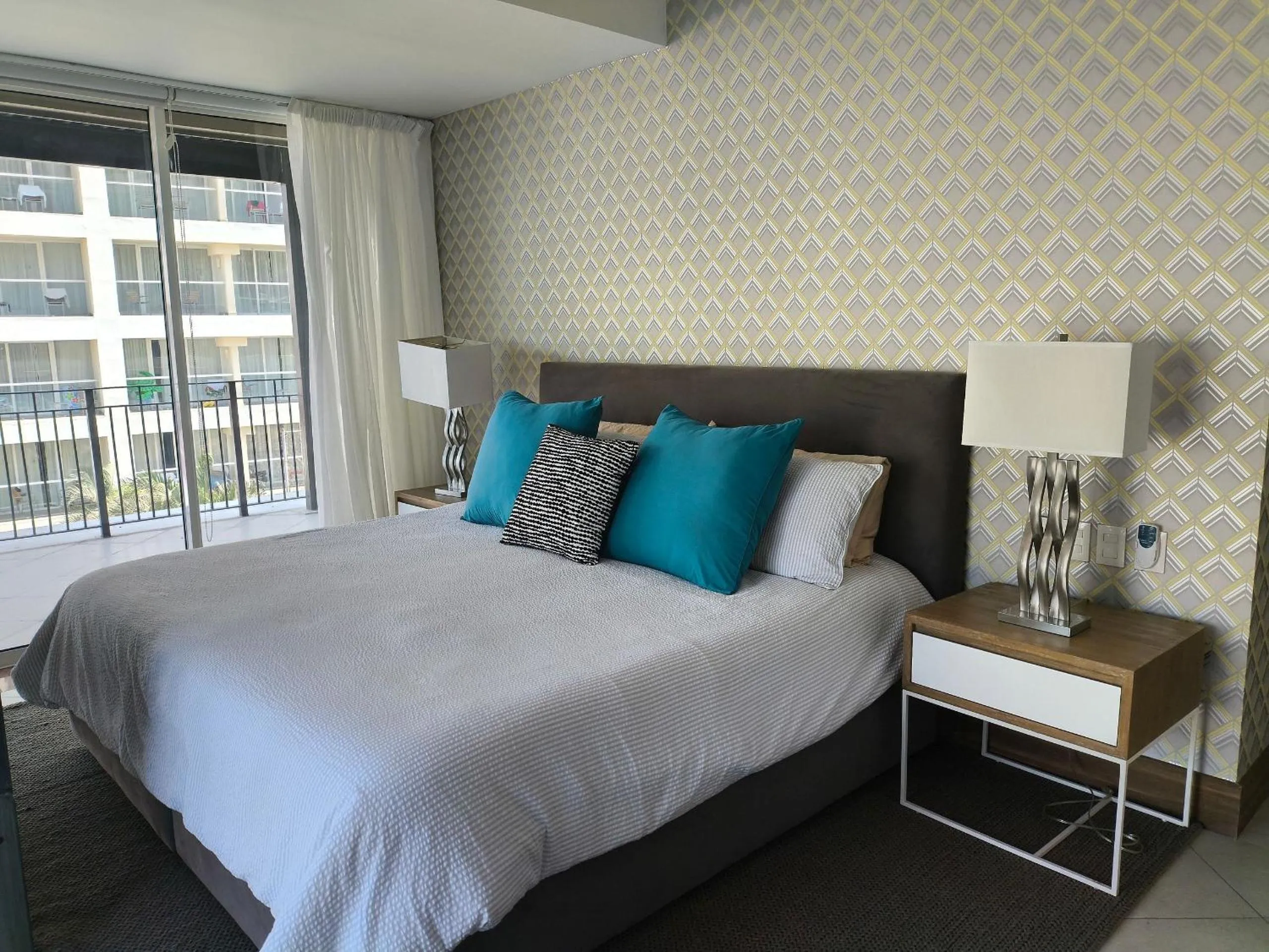 Bed in Grand Venetian Comfort