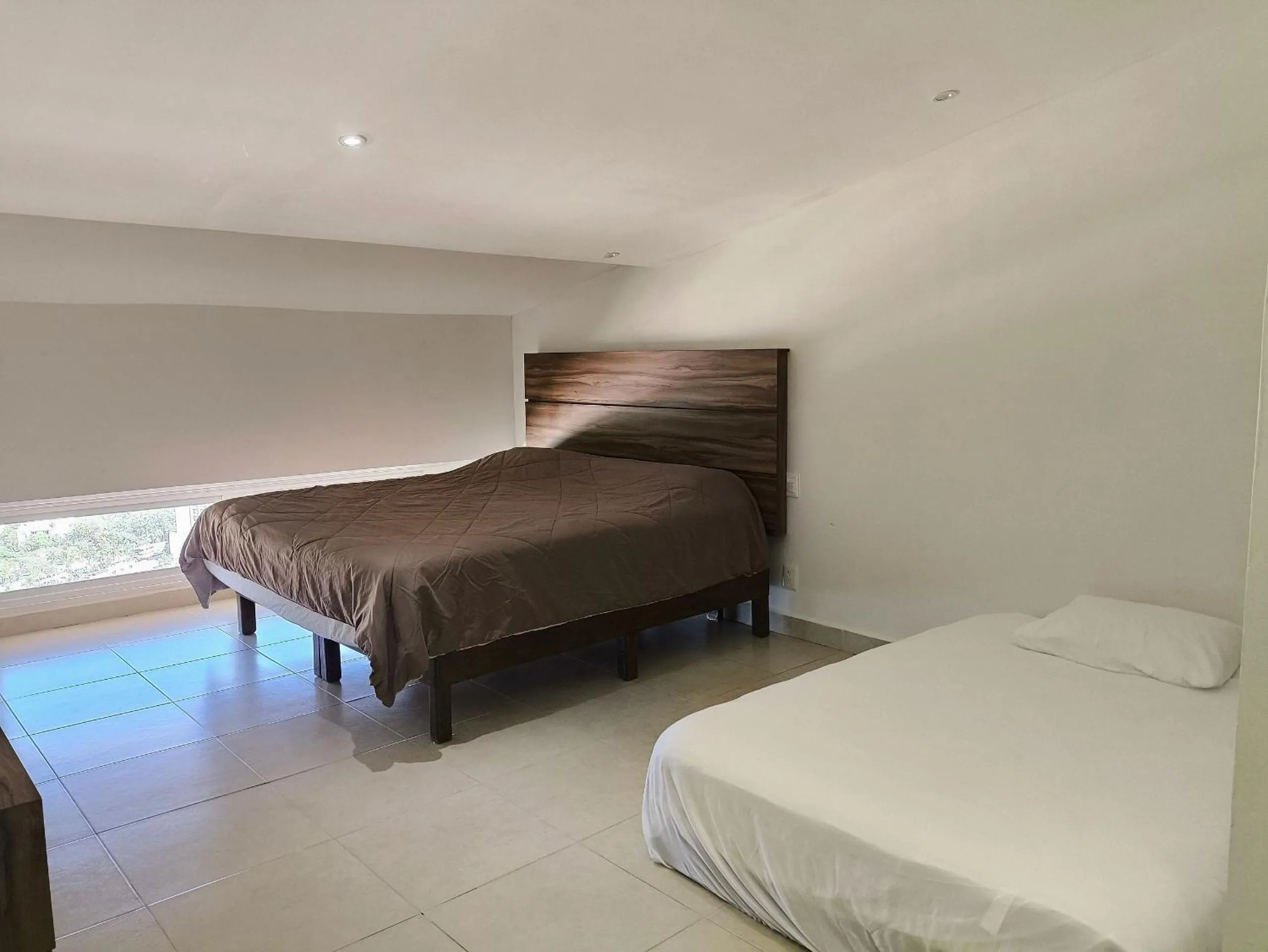 Bed in Grand Venetian Comfort