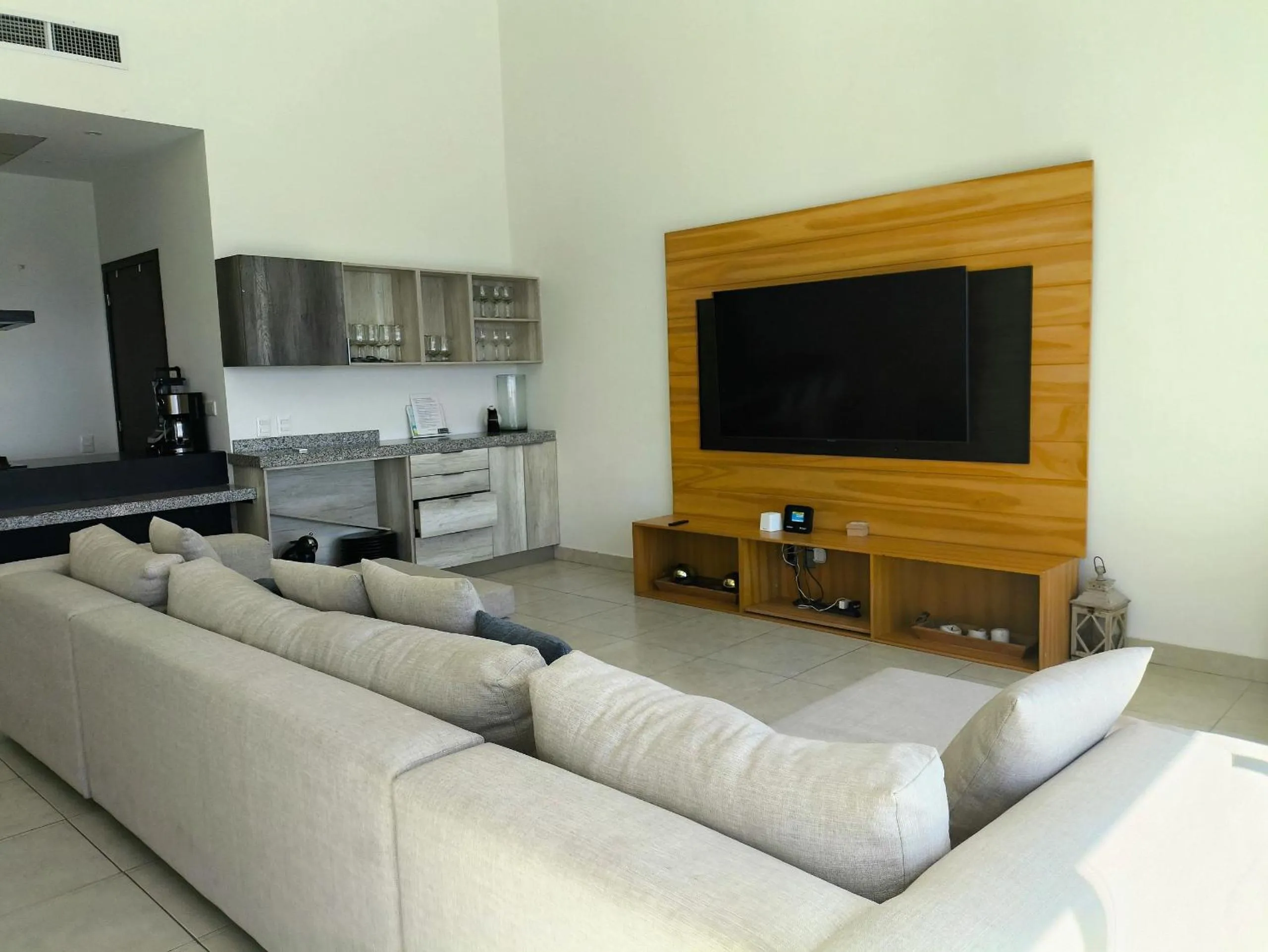 Living room in Grand Venetian Comfort