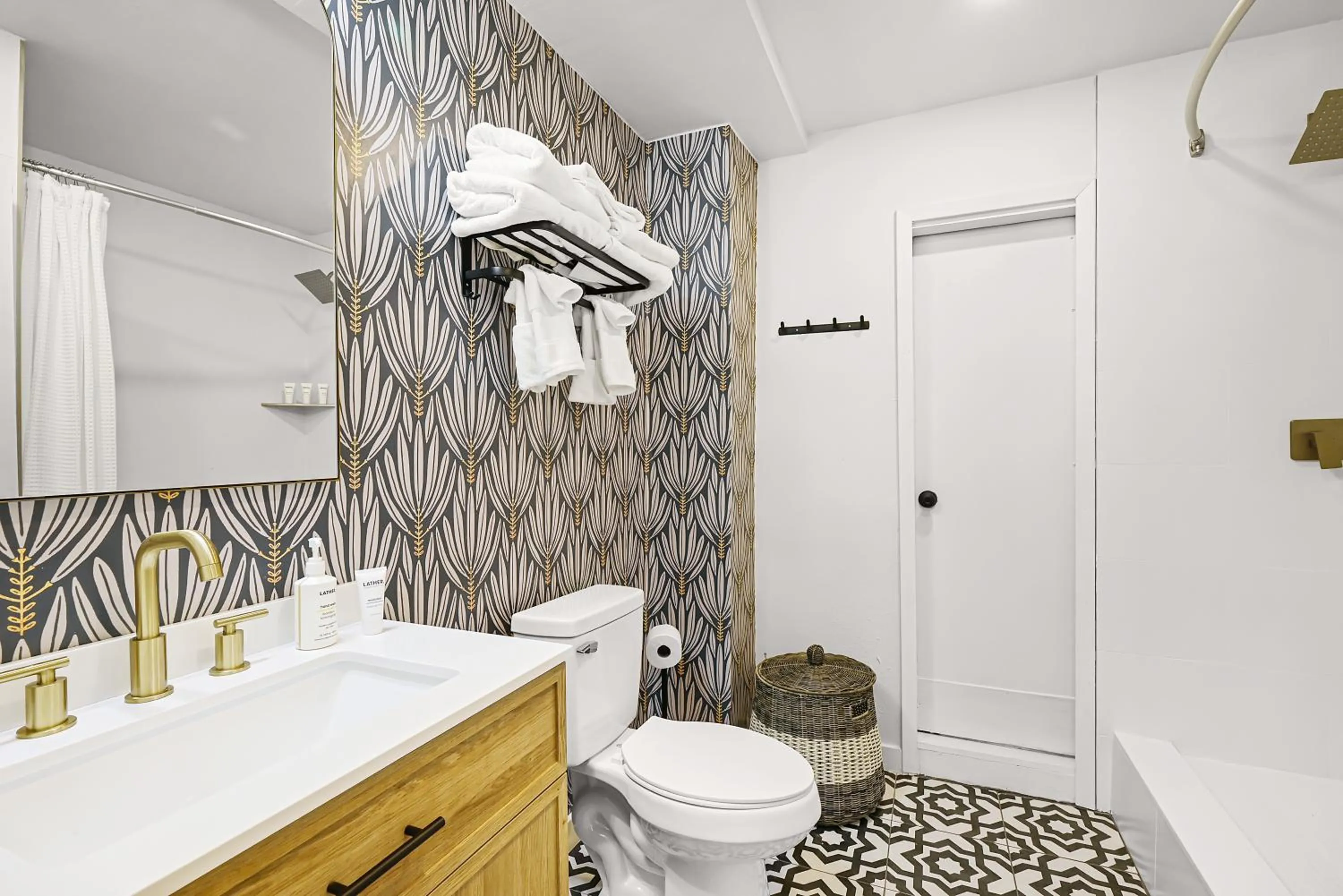 Melrose River Club Resort